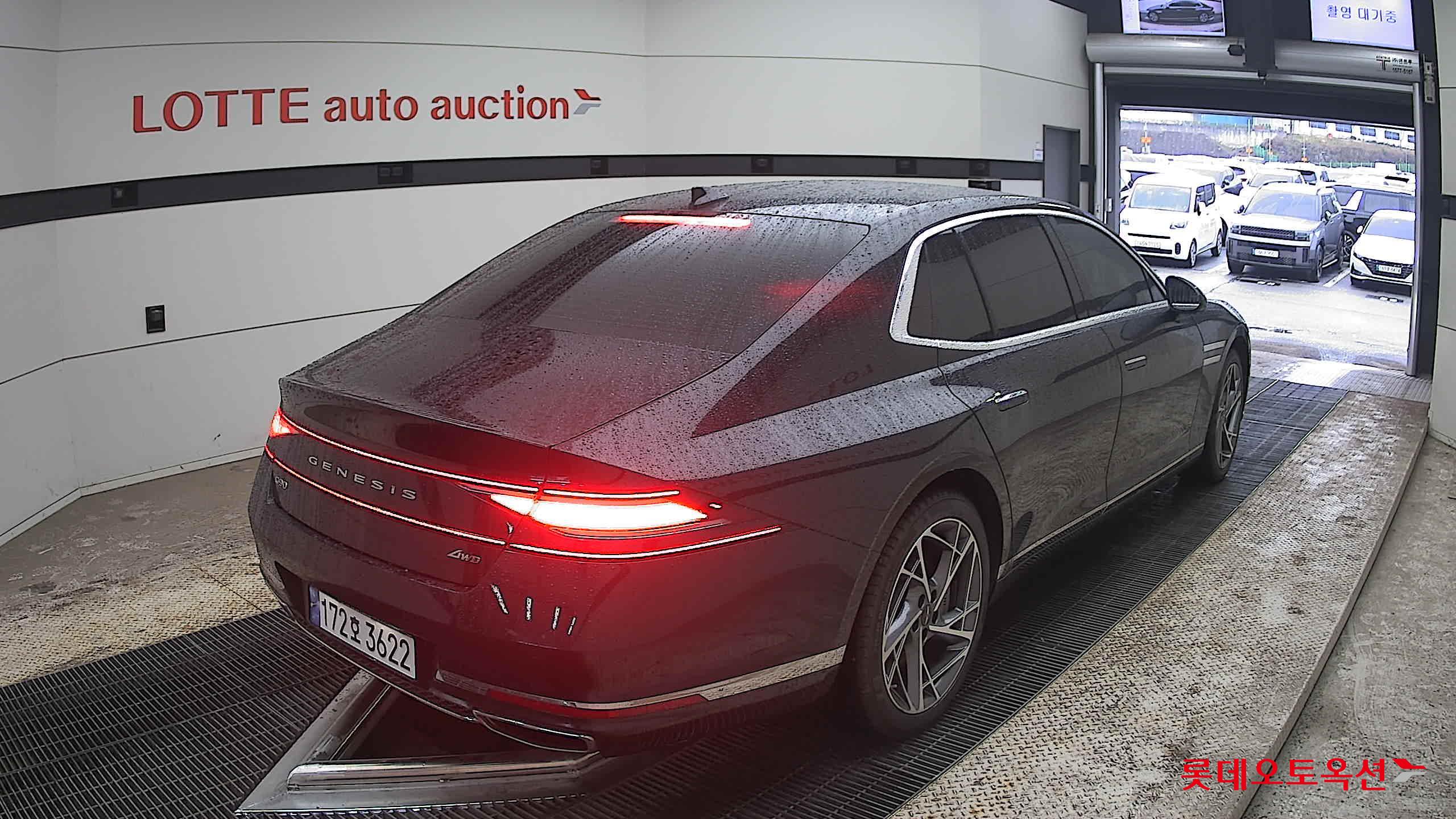 2022 - genesis g90