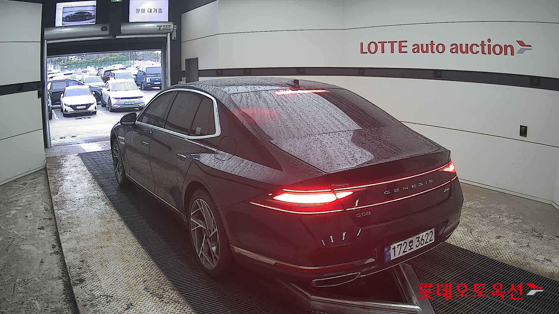 2022 - genesis g90