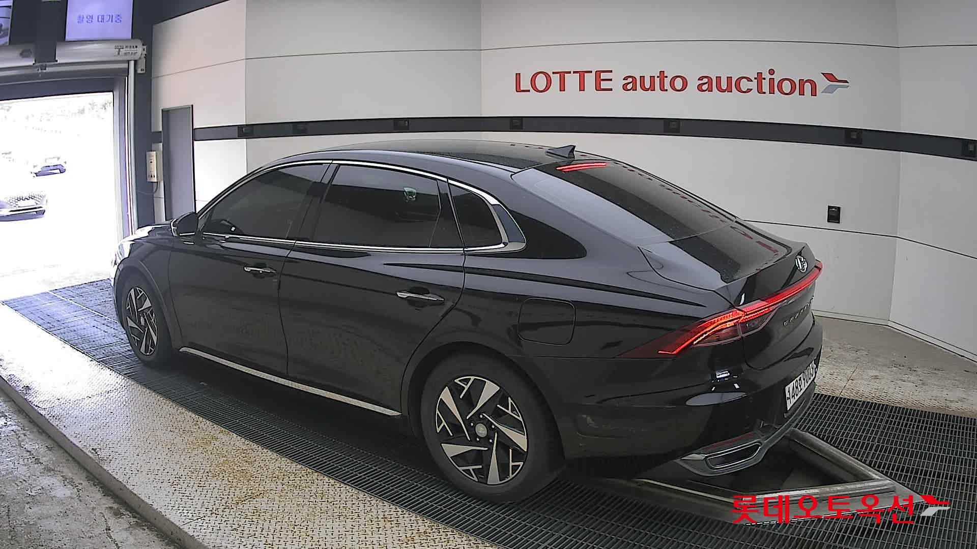 2022 - hyundai grandeur