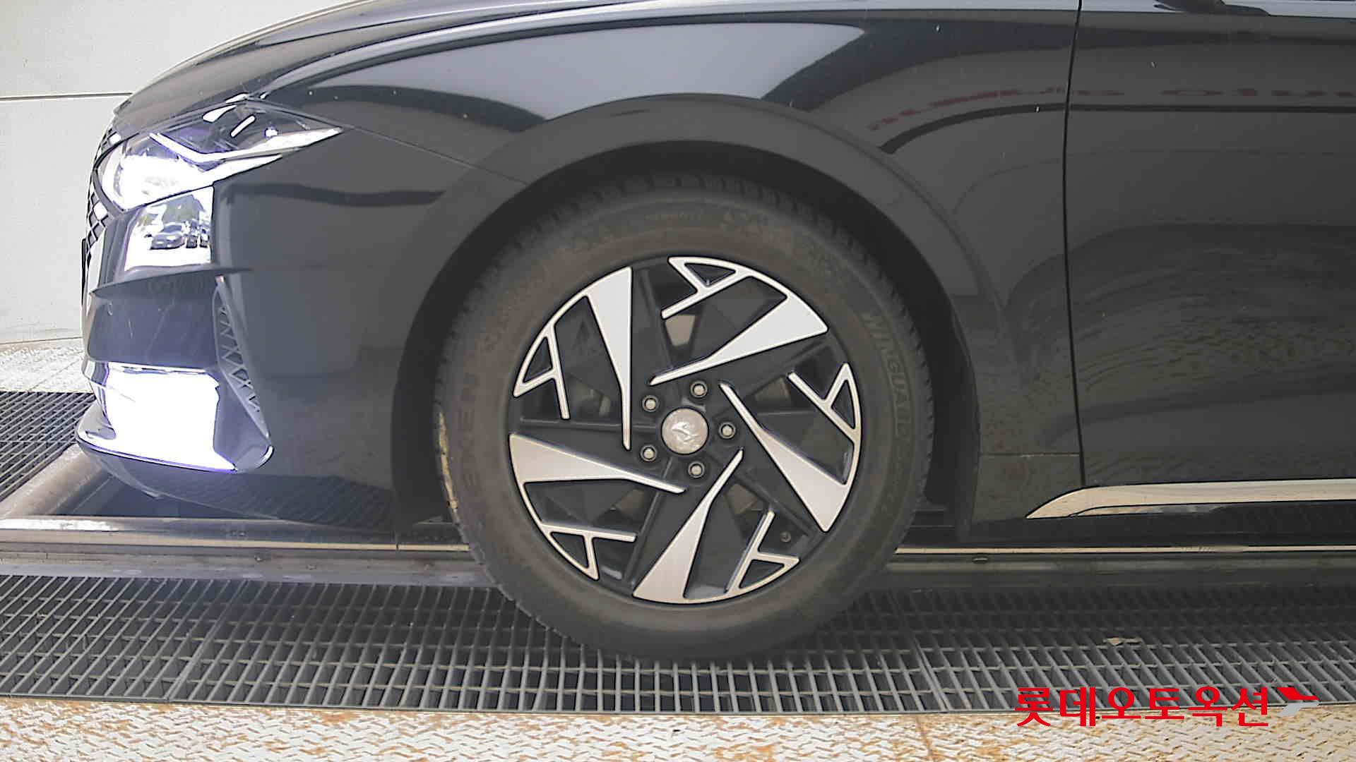 2022 - hyundai grandeur