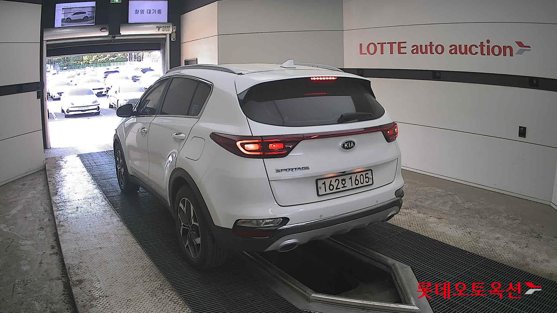Kia Sportage - 16