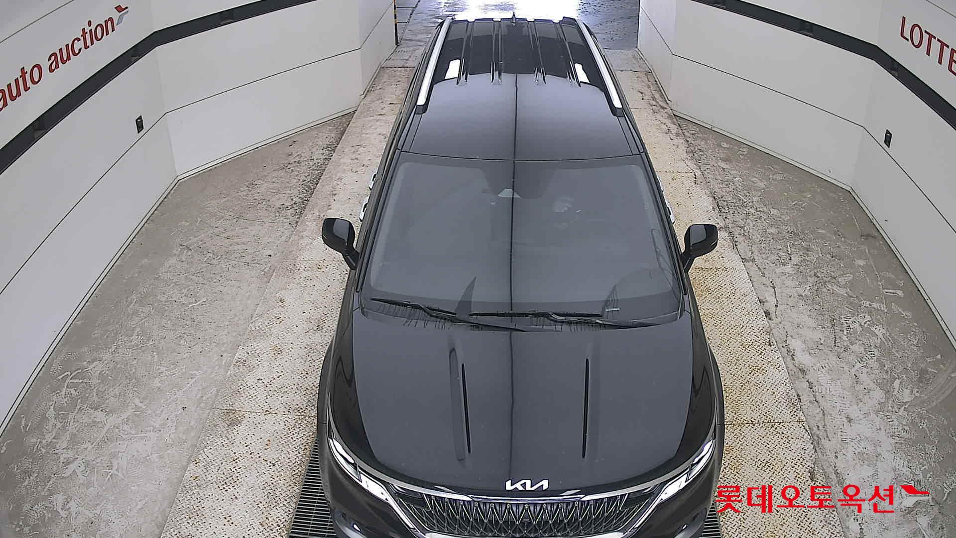 2022 - kia carnival