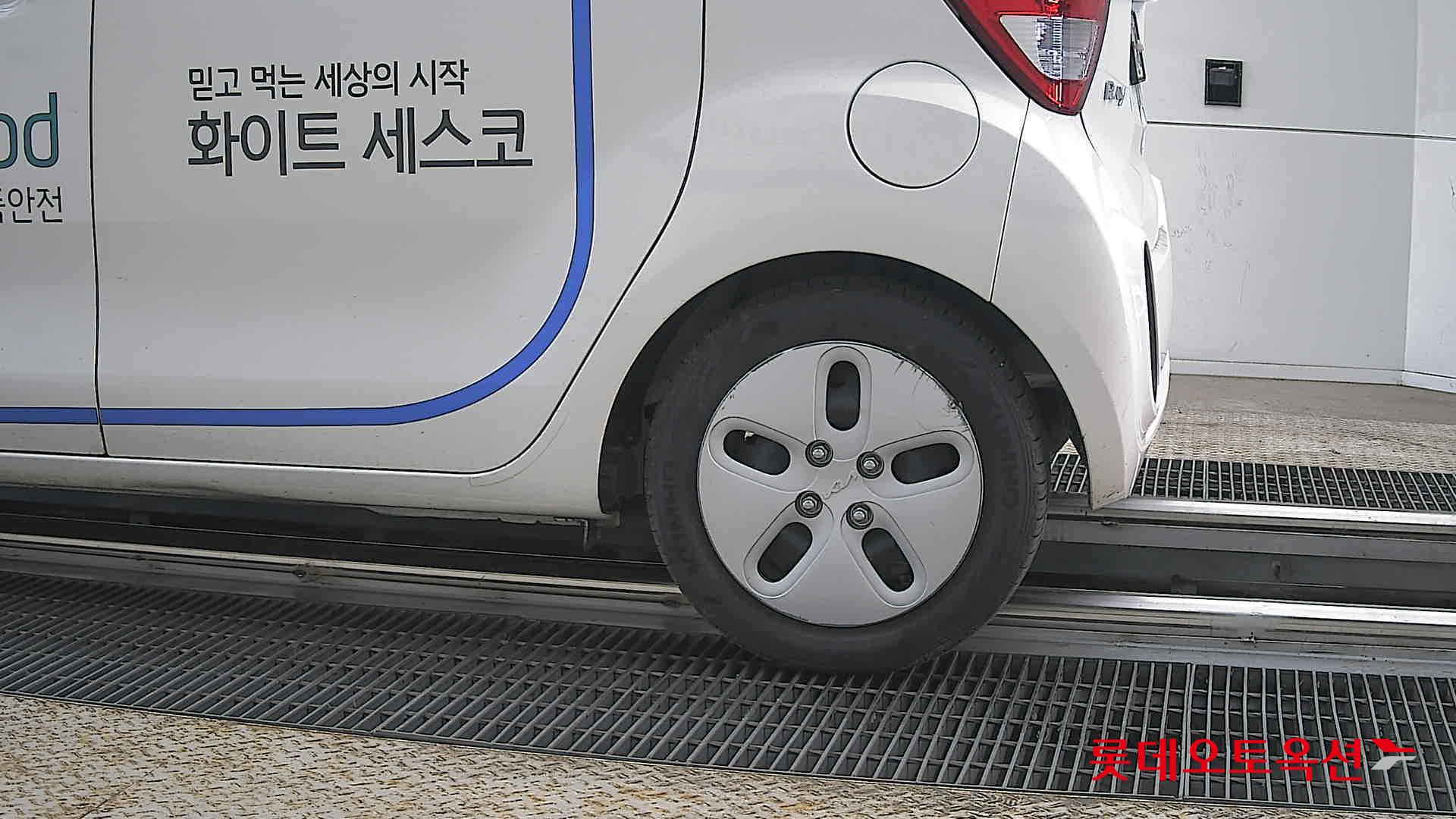 Kia Ray - 26