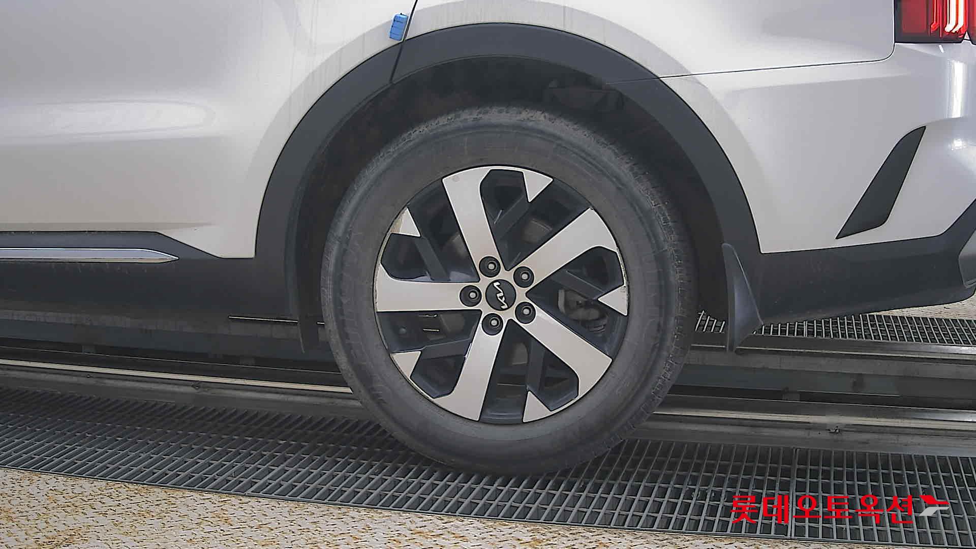 2023 - kia sorento