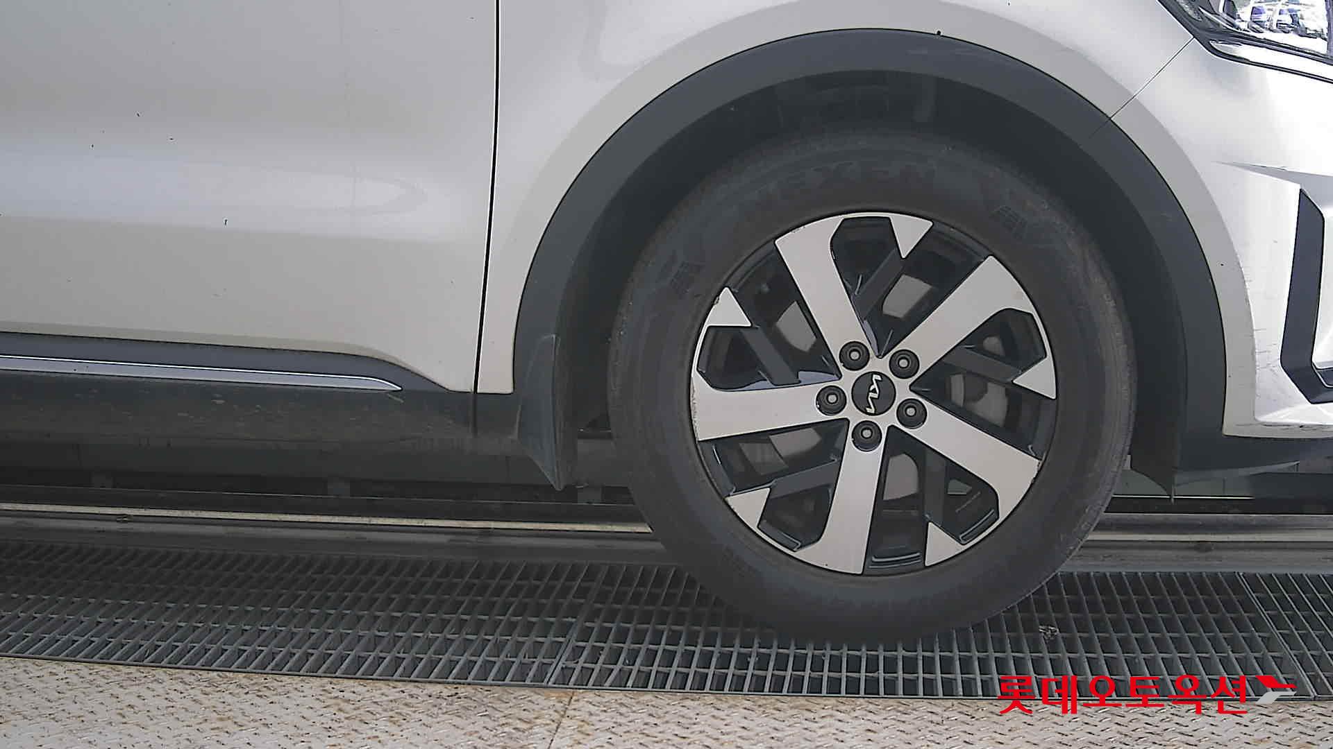 2023 - kia sorento
