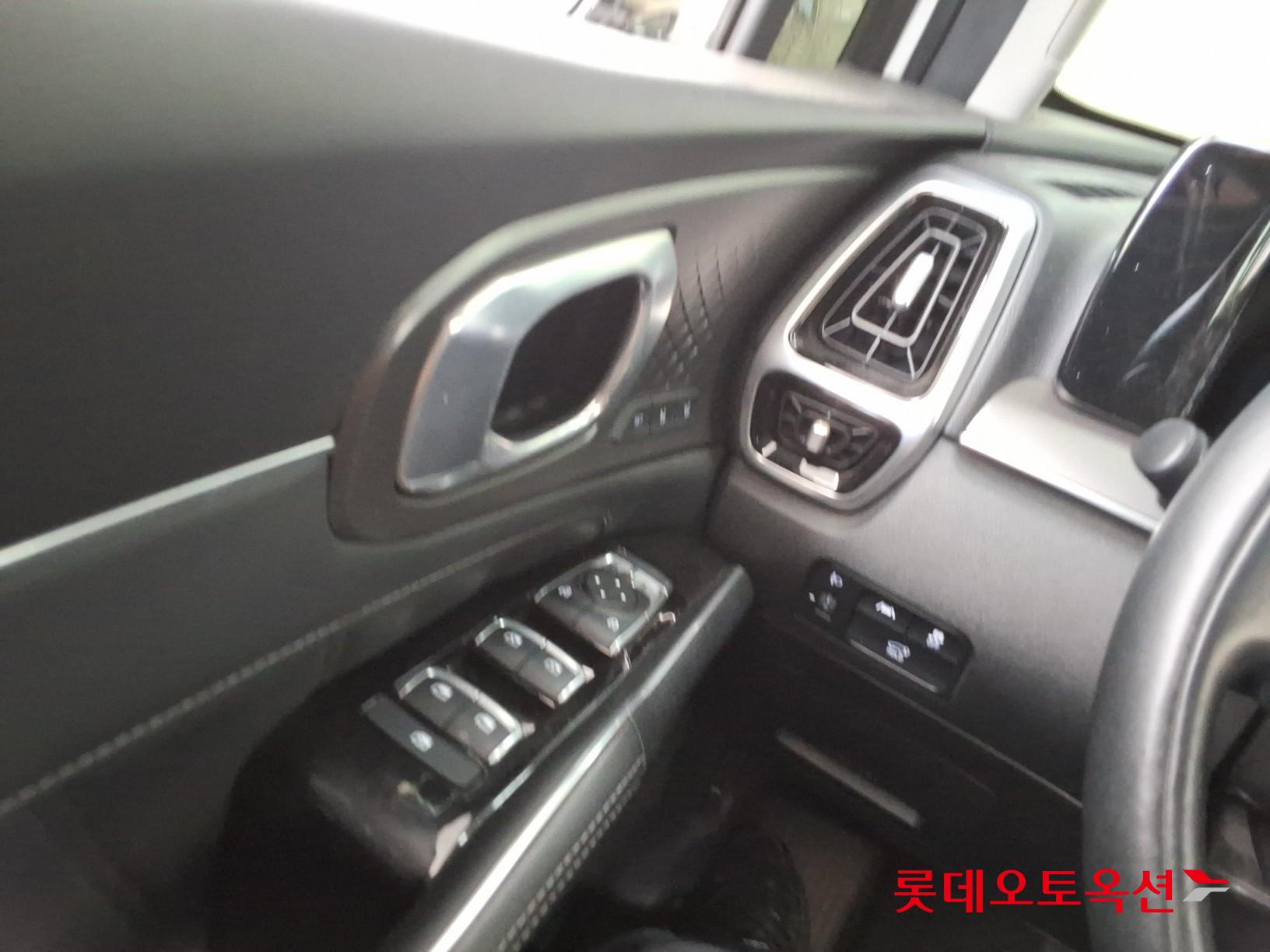 2023 - kia sorento