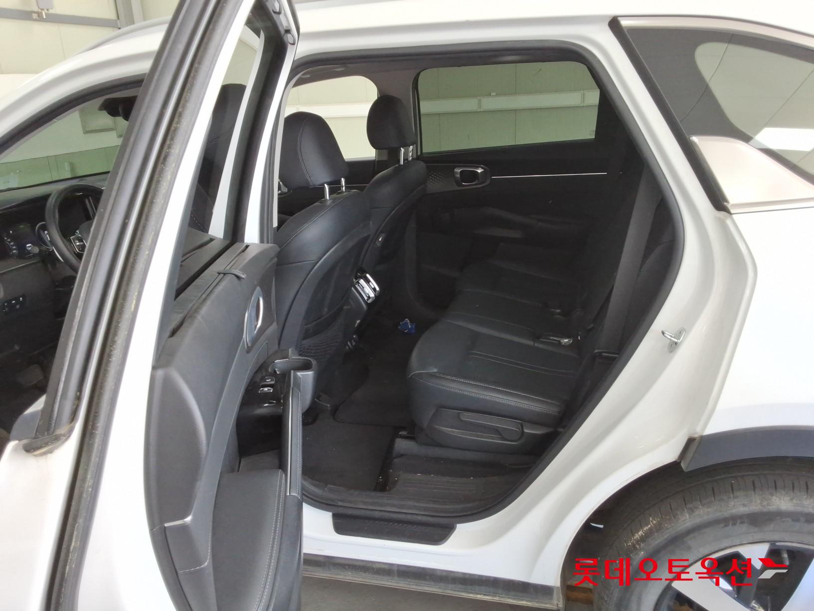 2023 - kia sorento