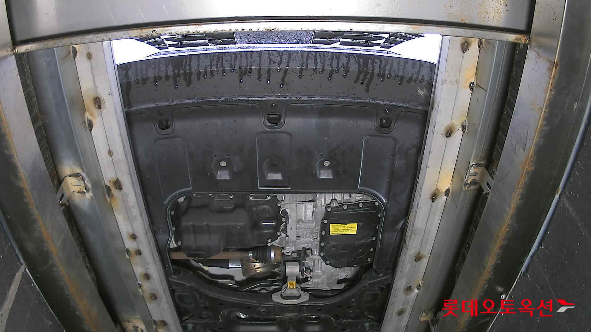 Hyundai Elantra - 8
