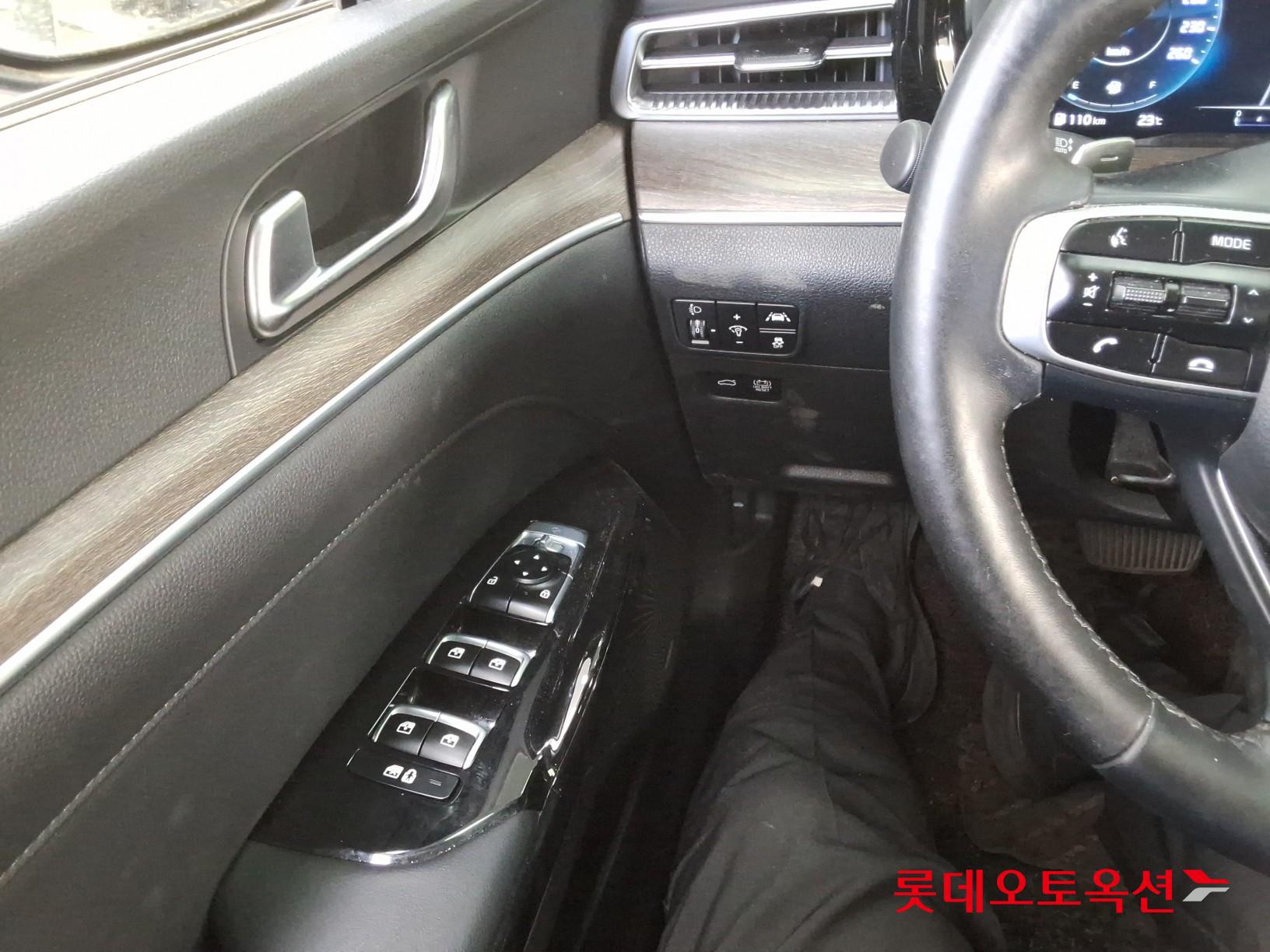 Kia K5 2022 - Image 29