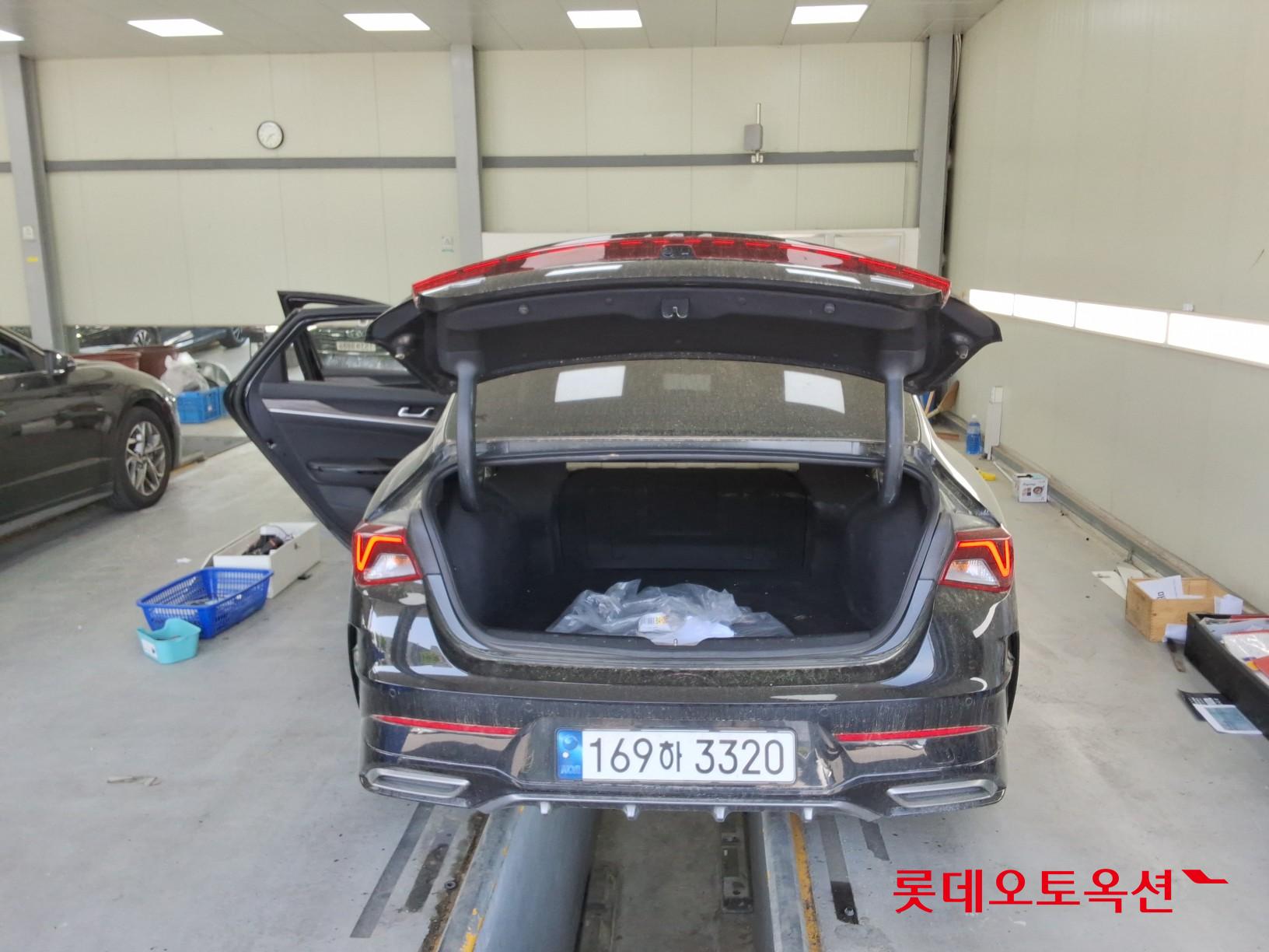 Kia K5 2022 - Image 9
