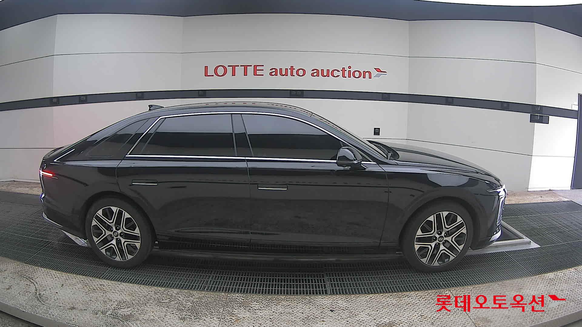 هيونداي أزيرا