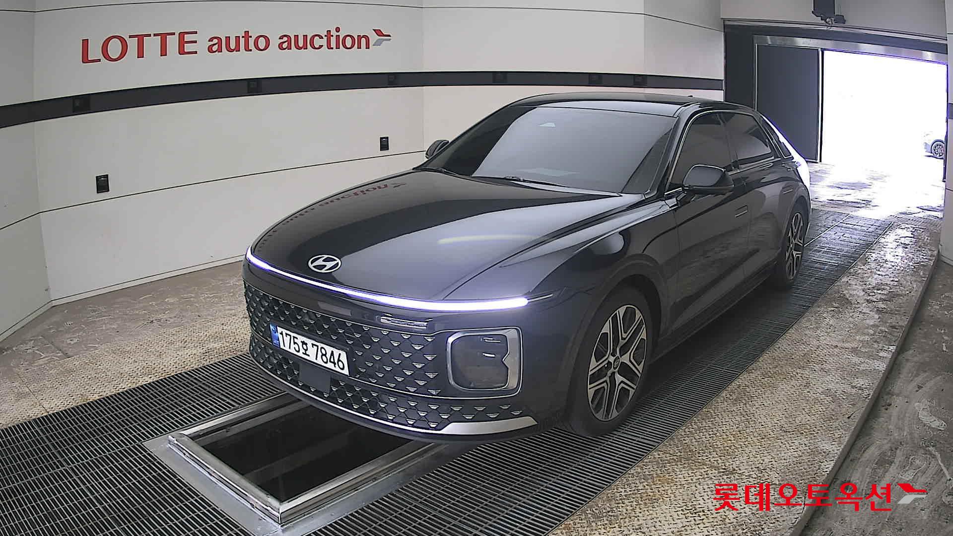 هيونداي أزيرا