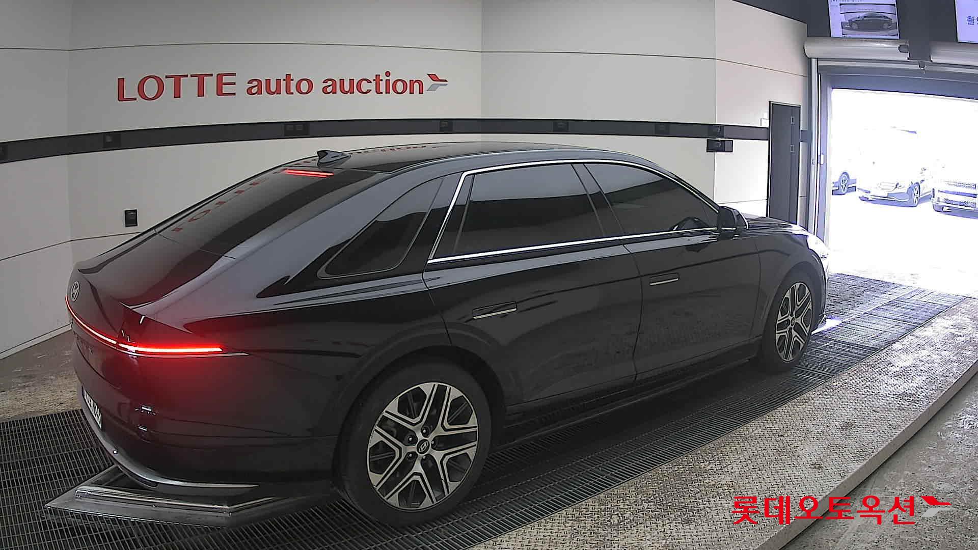 هيونداي أزيرا