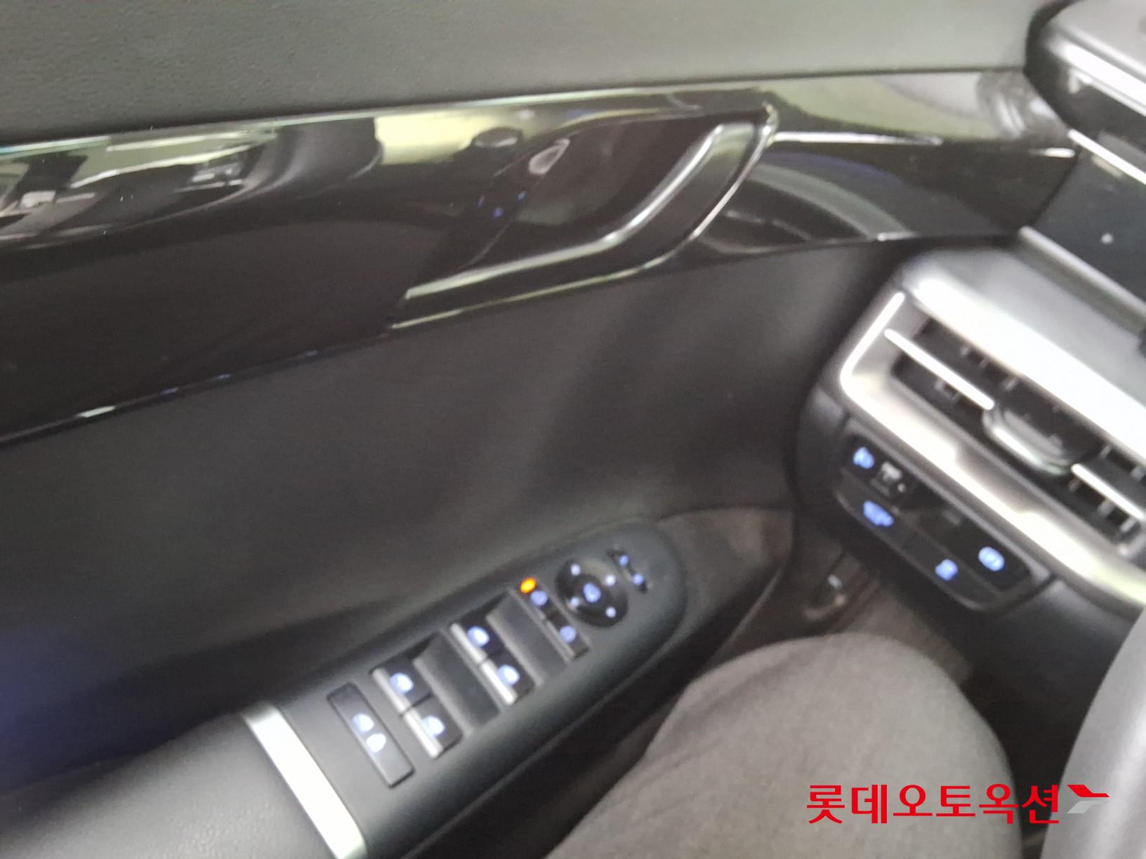 هيونداي أزيرا