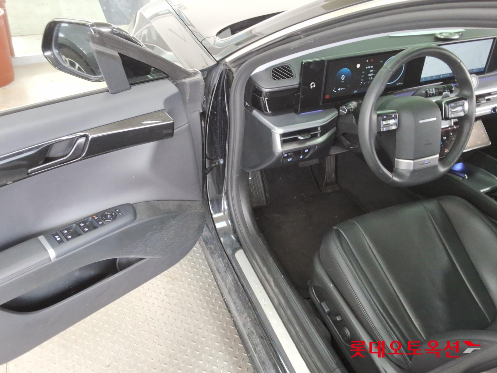 هيونداي أزيرا