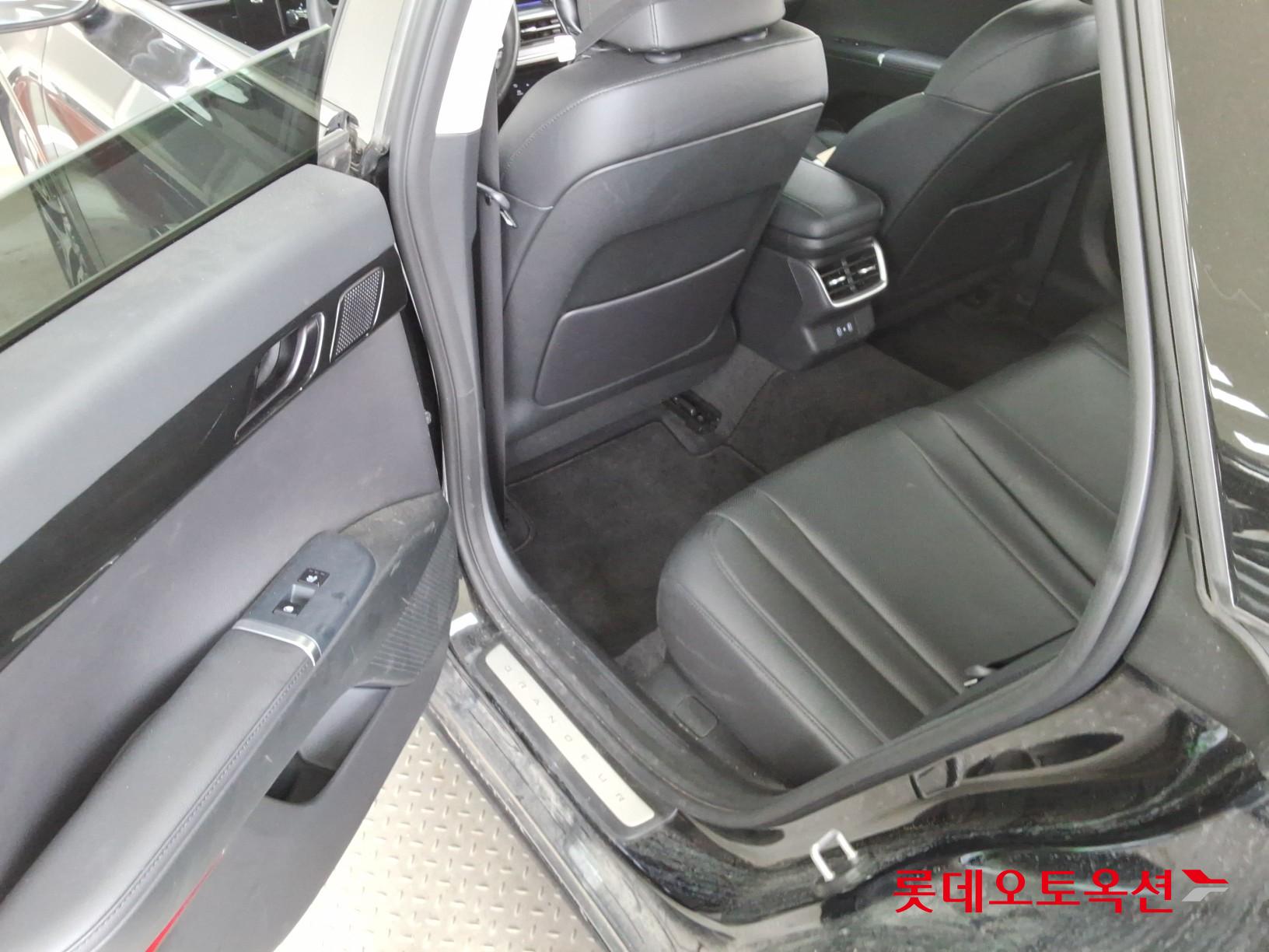 هيونداي أزيرا