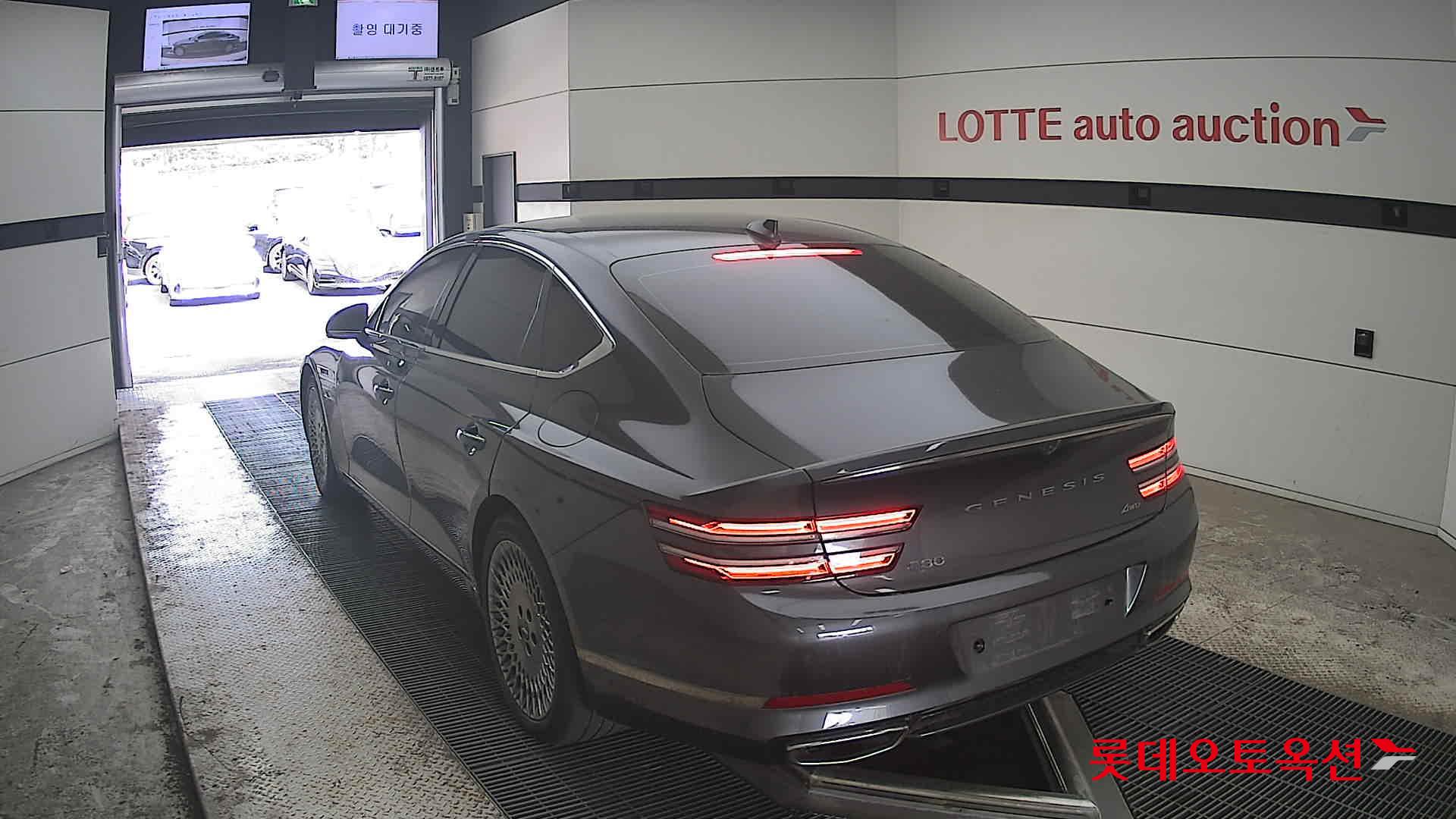 Genesis G80 2021 - Image 16