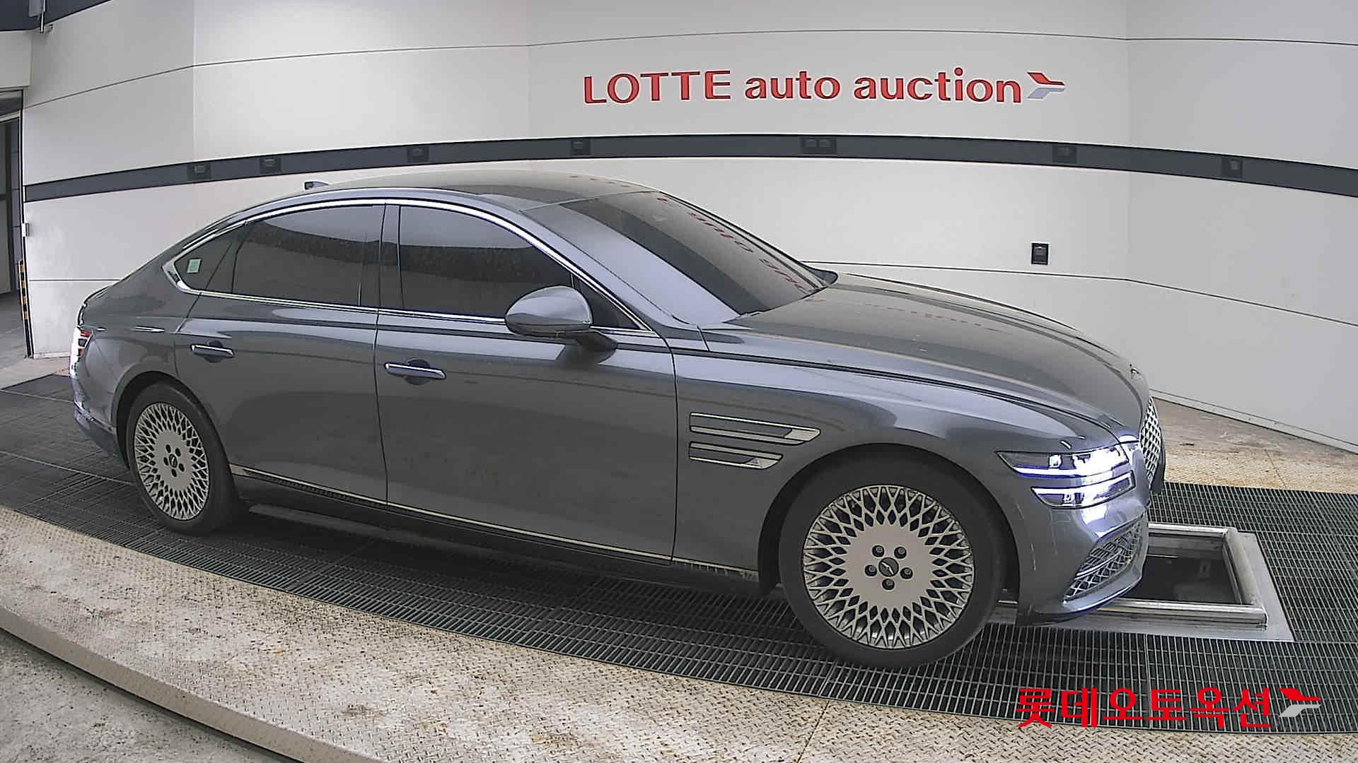 Genesis G80 2021 - Image 22