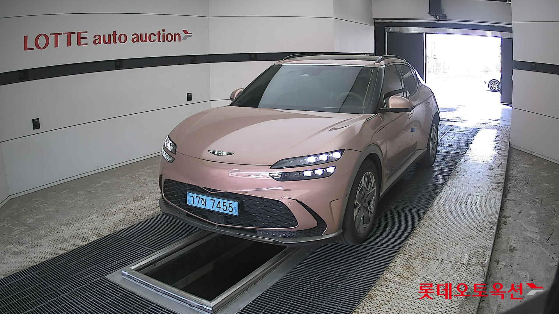 جينيسيس GV60 2022 - صورة 10