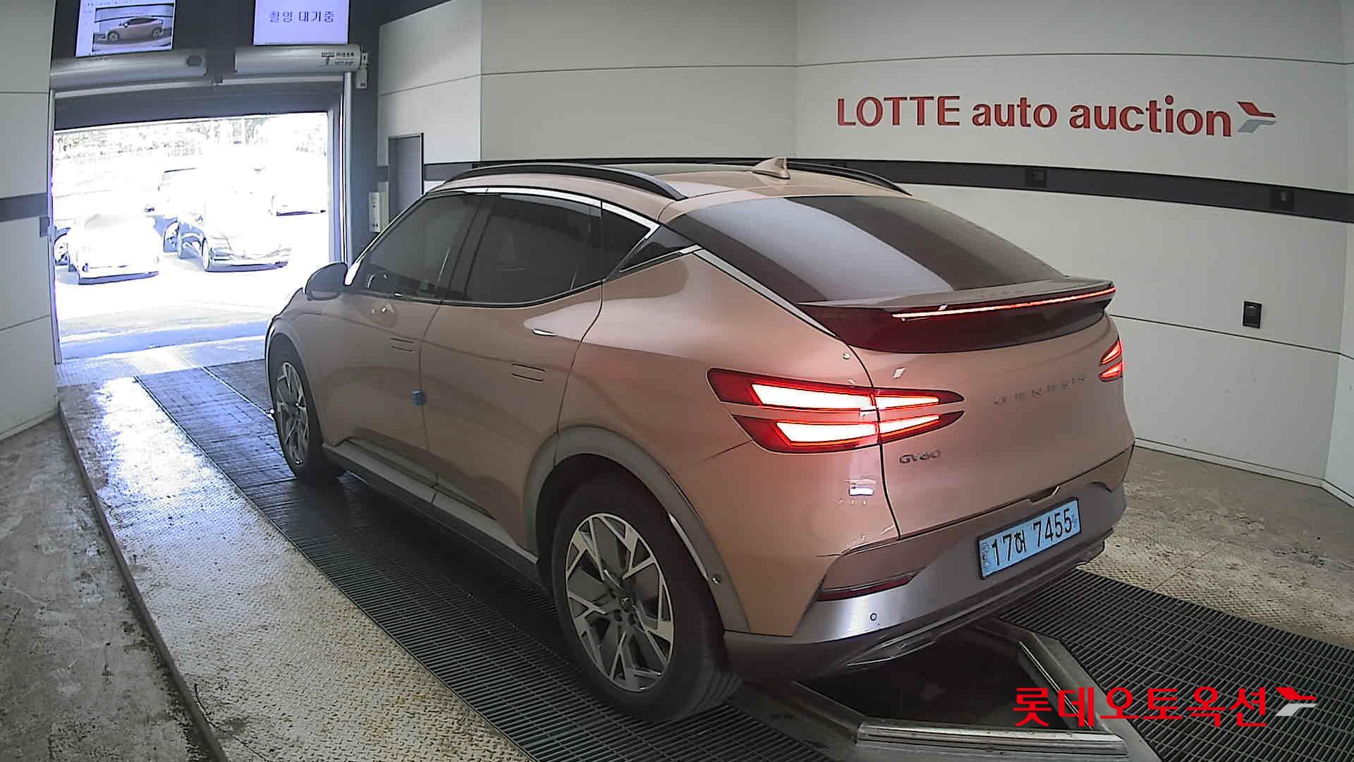 جينيسيس GV60 2022 - صورة 4