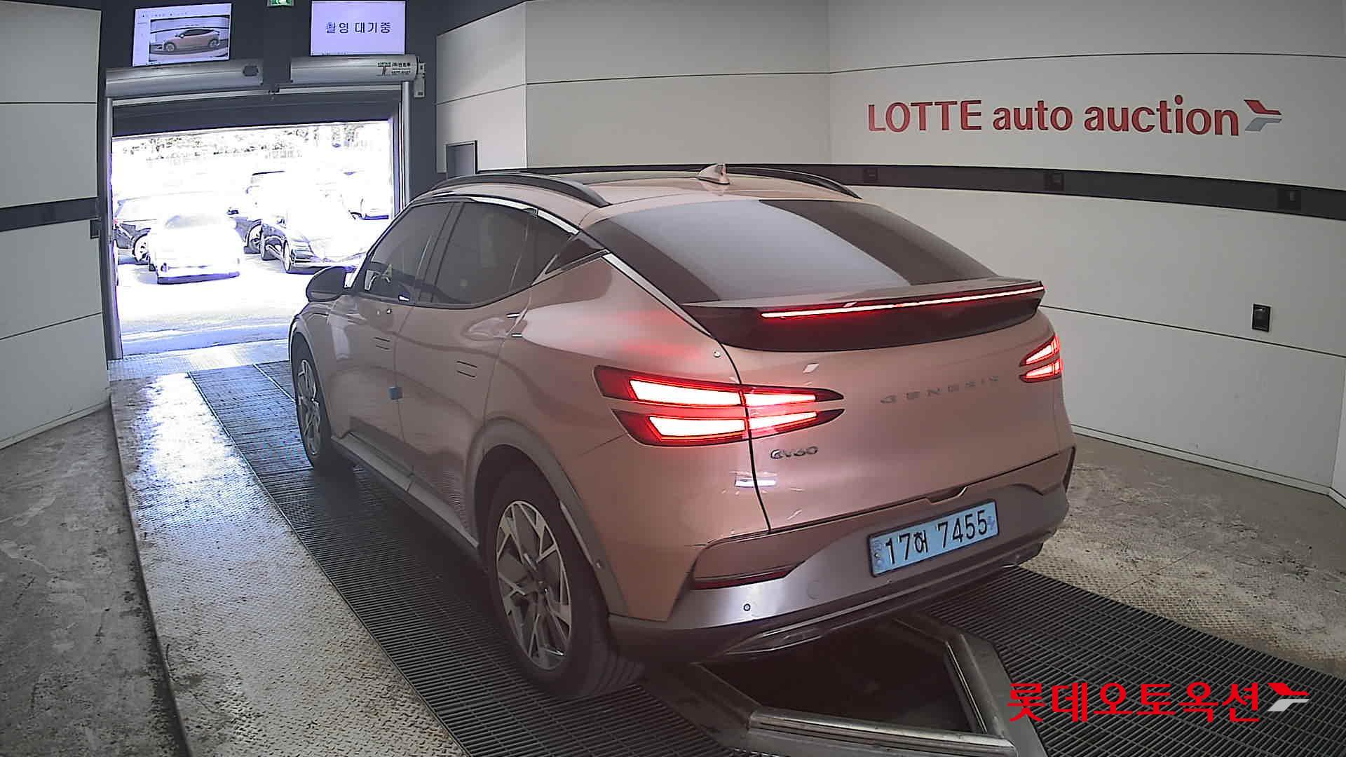 جينيسيس GV60 2022 - صورة 16