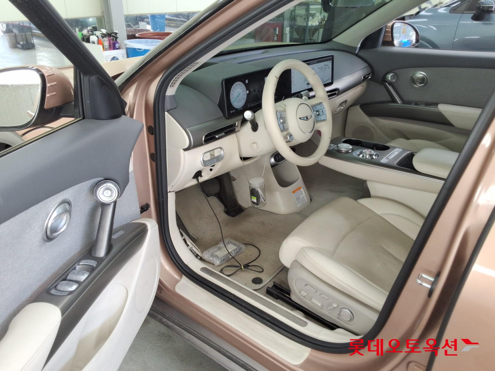 جينيسيس GV60 2022 - صورة 35