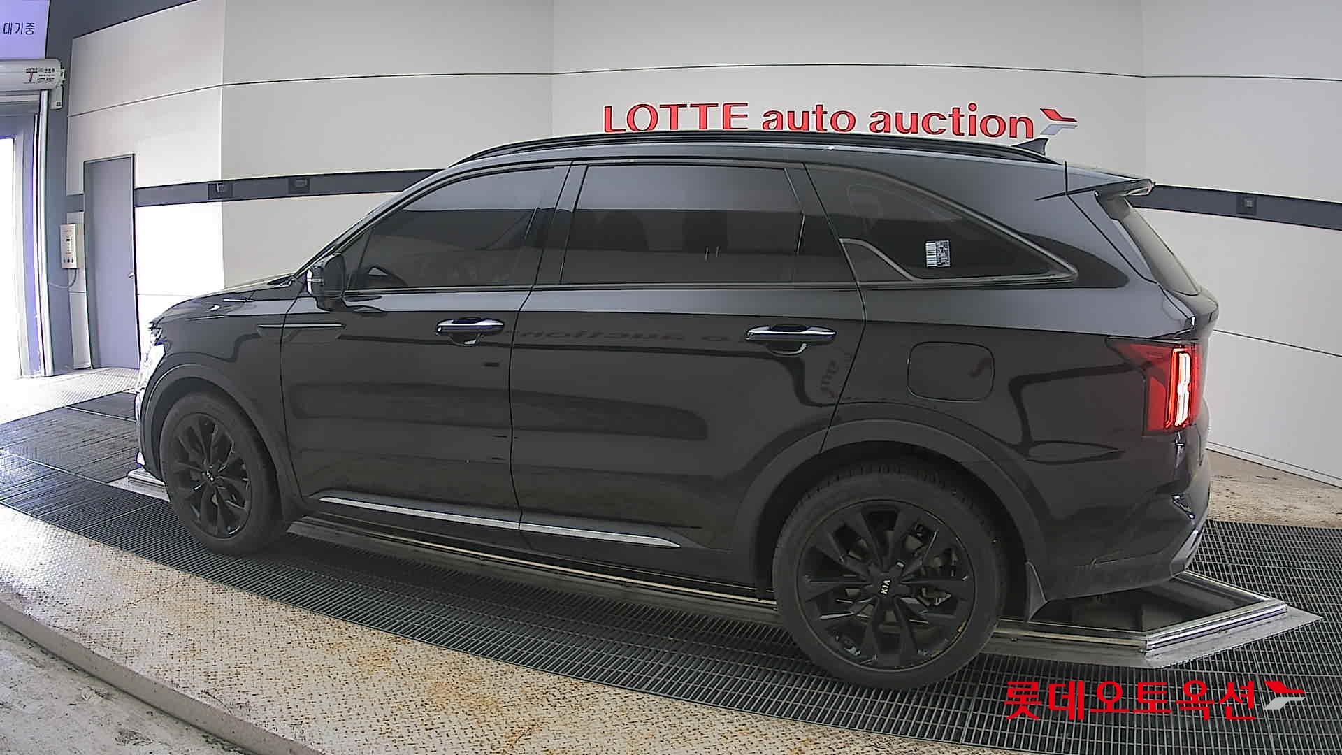 Kia Sorento 2021 - Image 14