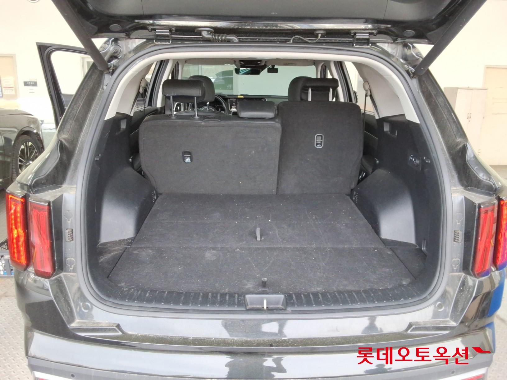 Kia Sorento 2021 - Image 9