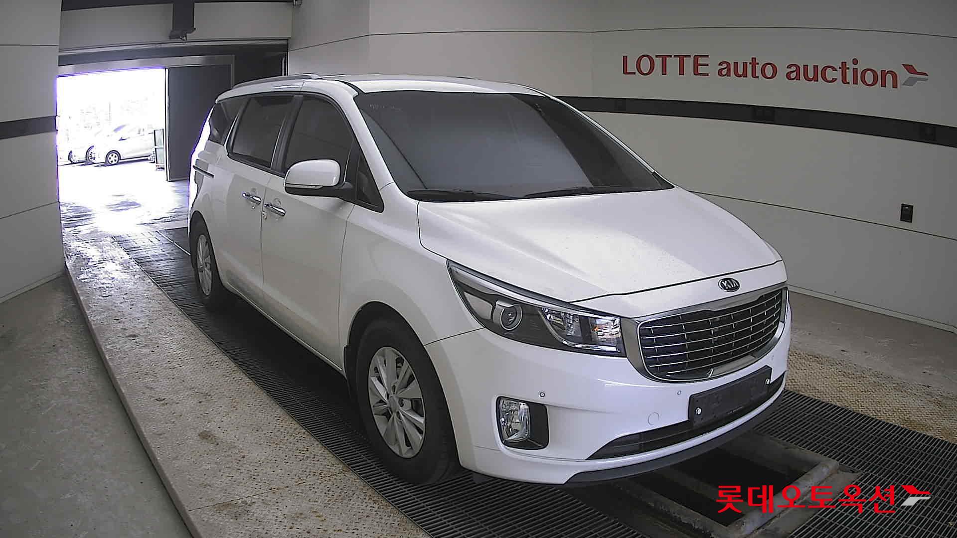 كيا نيو كارنيفال 2018 - صورة 6