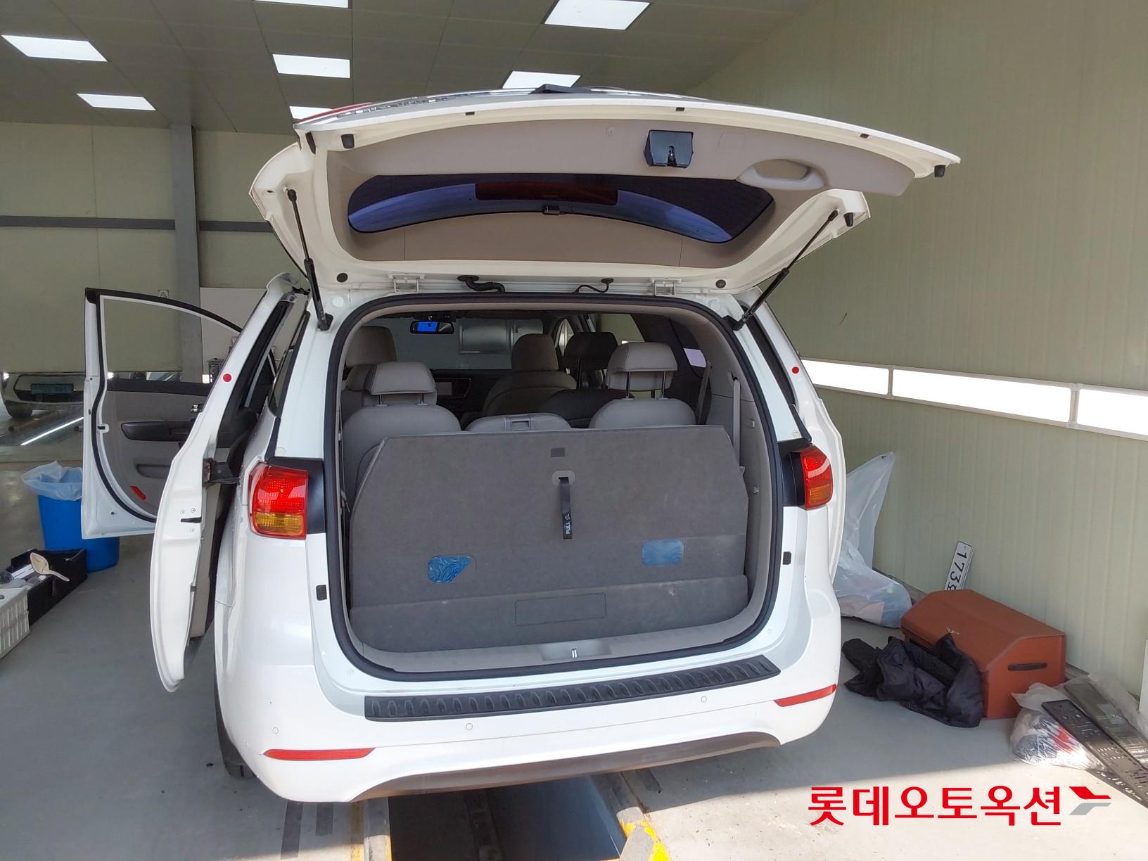 كيا نيو كارنيفال 2018 - صورة 9