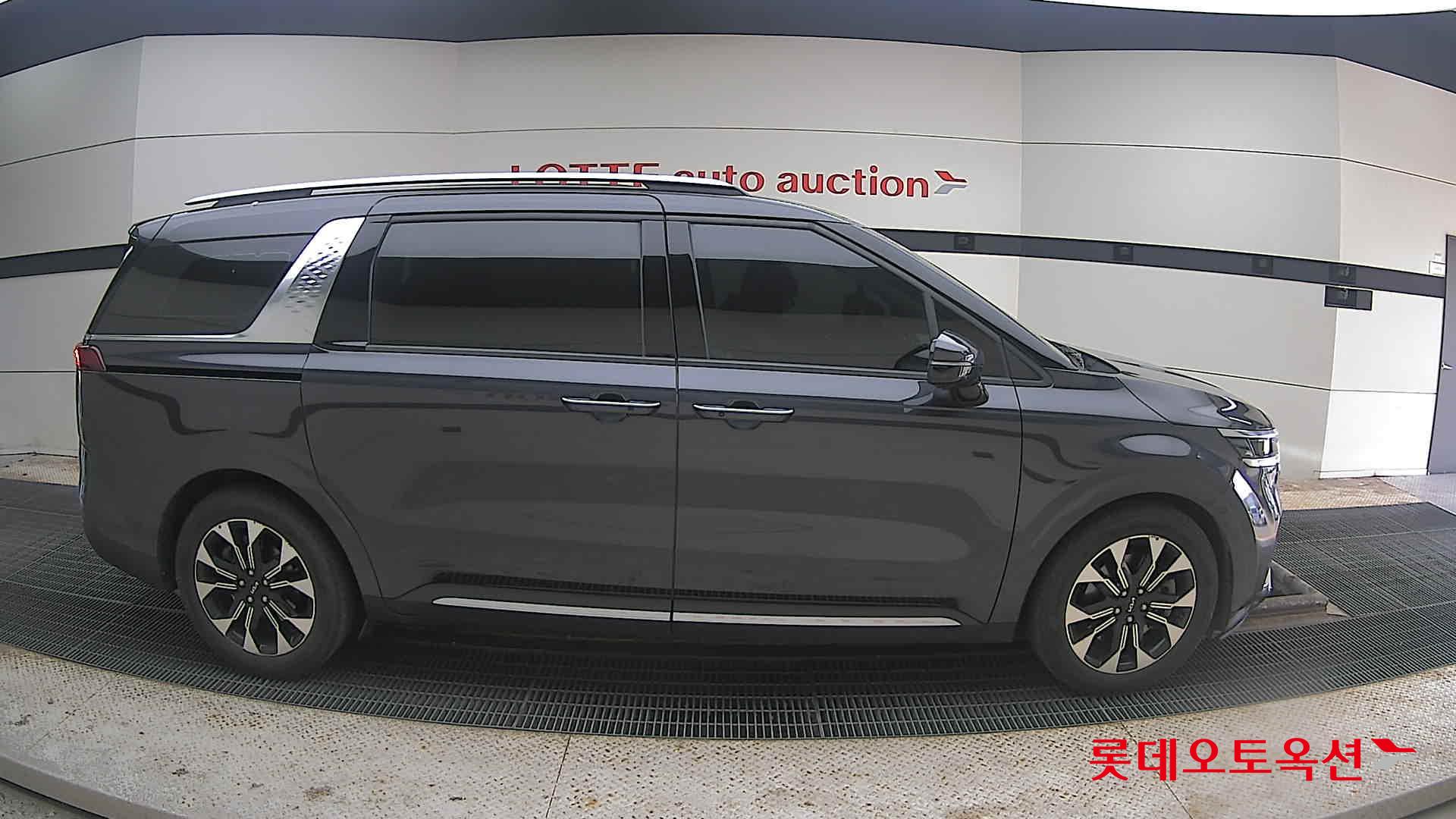 Kia Carnival Limousine 2021 Другое из Кореи, фото 3