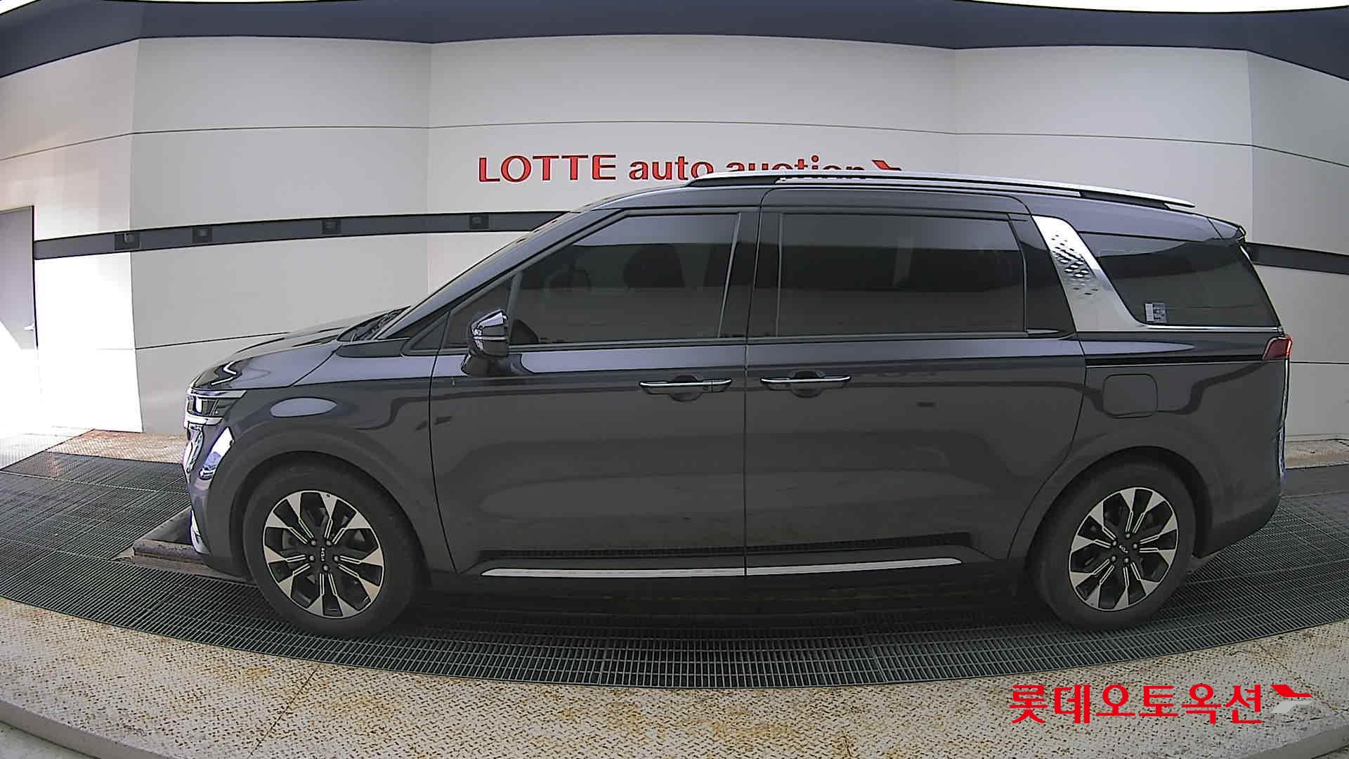 Kia Carnival Limousine id 3809997 из Кореи 7