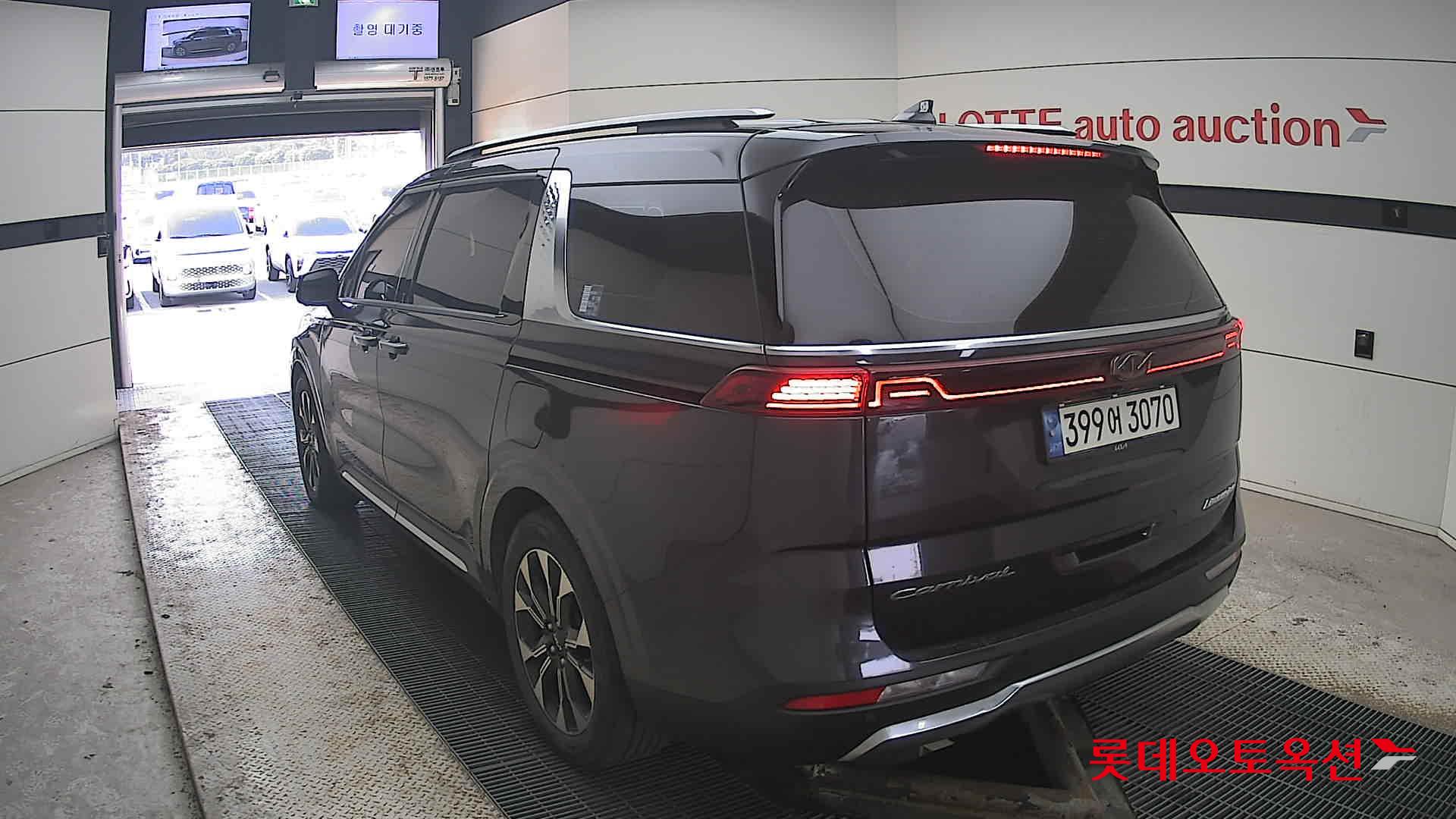 Kia Carnival Limousine id 3809997 из Кореи 9