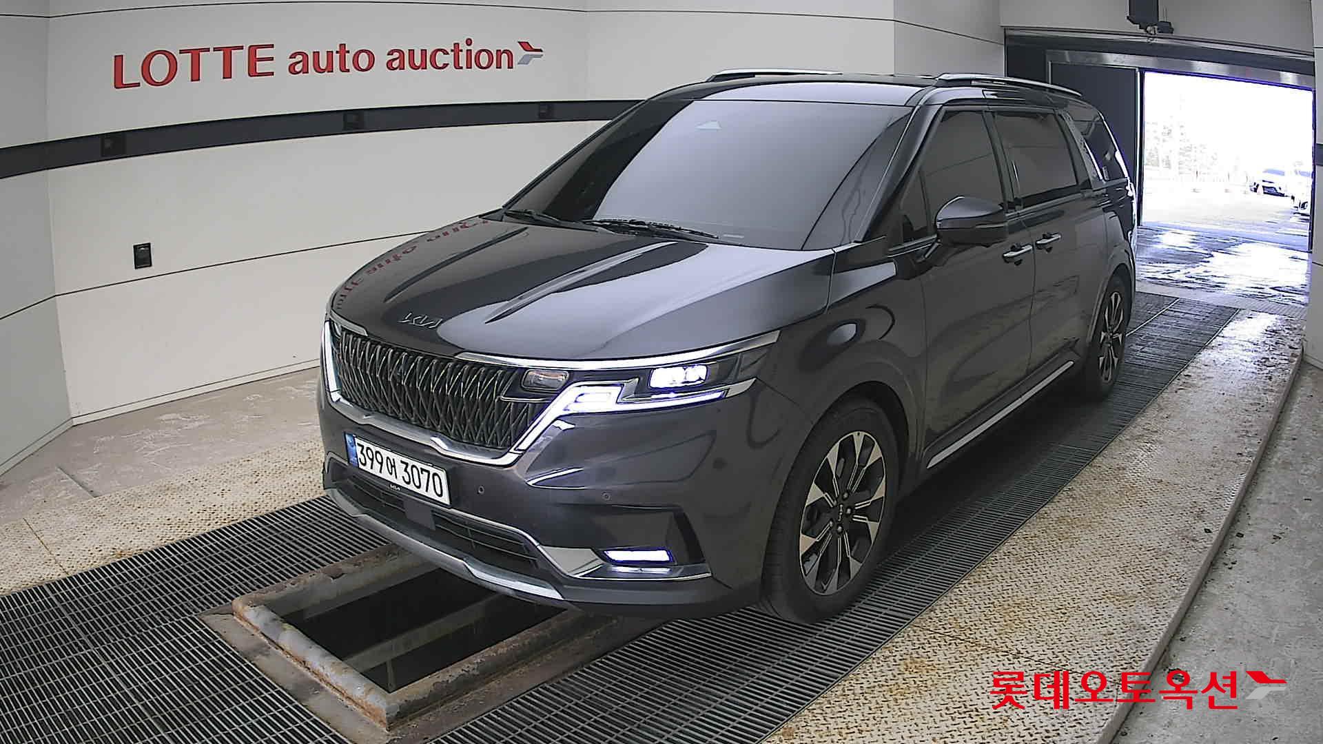 Kia Carnival Limousine id 3809997 из Кореи 14