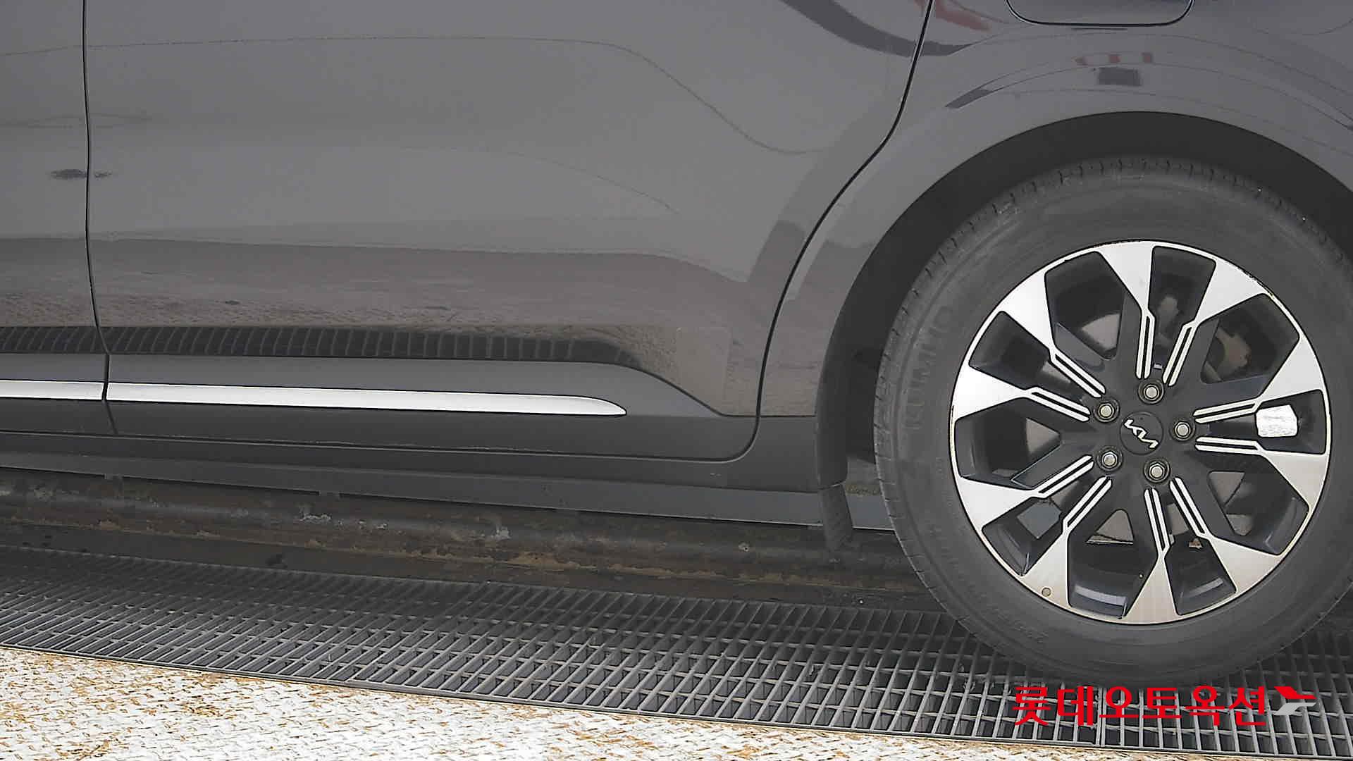 Kia Carnival Limousine id 3809997 из Кореи 22