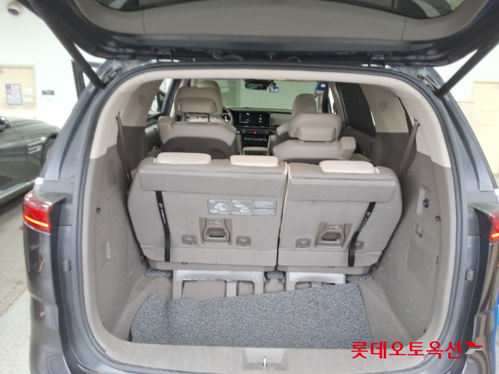 Kia Carnival Limousine id 3809997 из Кореи 38