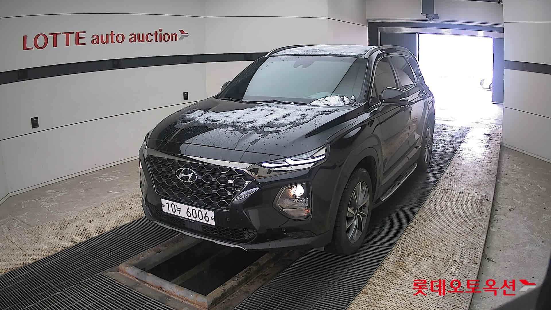 2020 - Hyundai SANTAFE