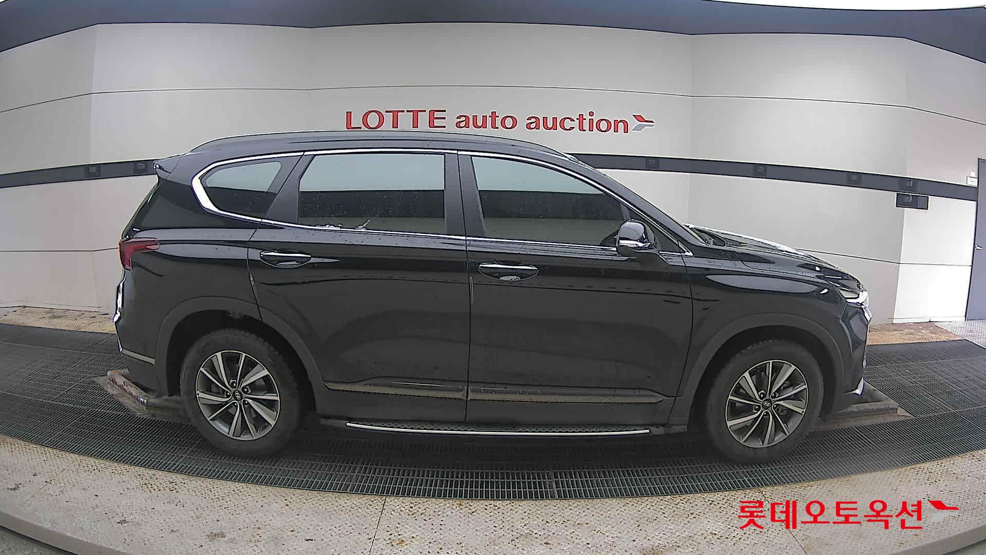 2020 - Hyundai SANTAFE