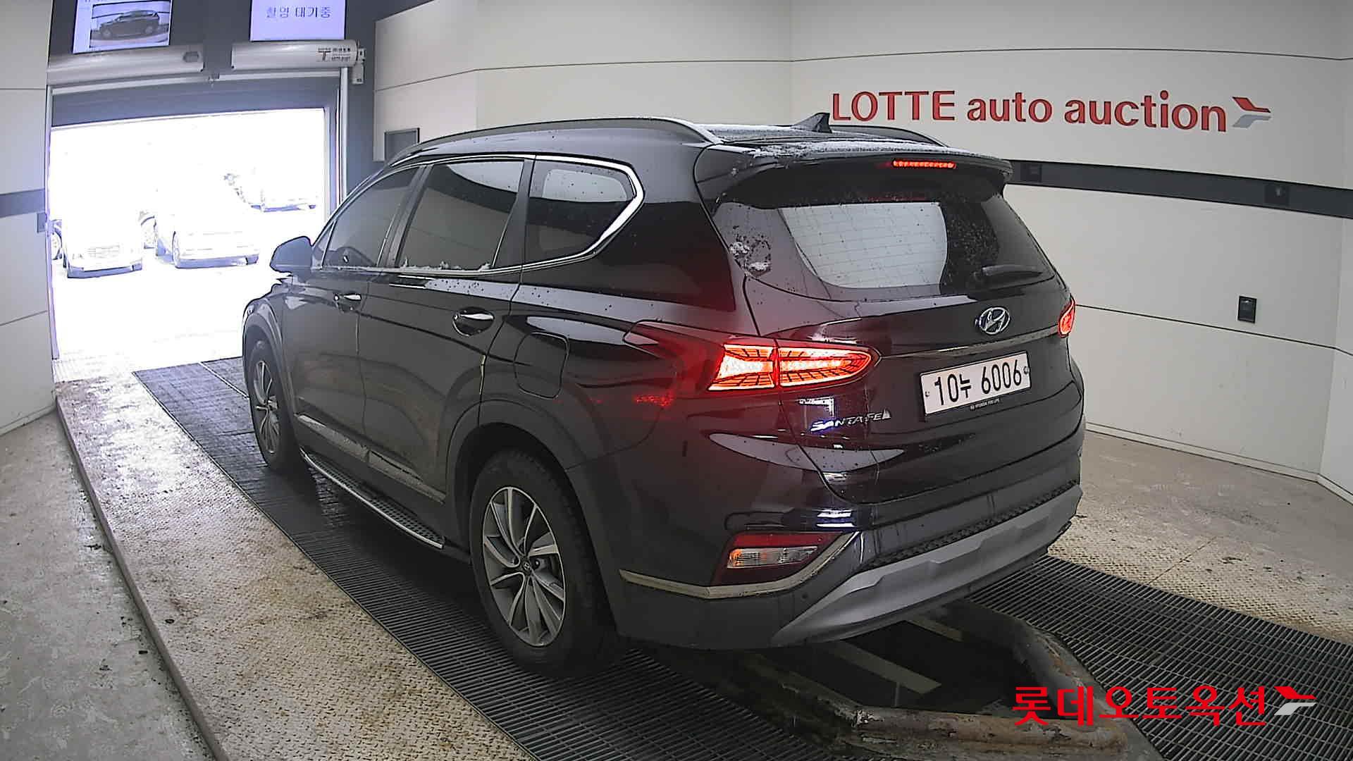2020 - Hyundai SANTAFE