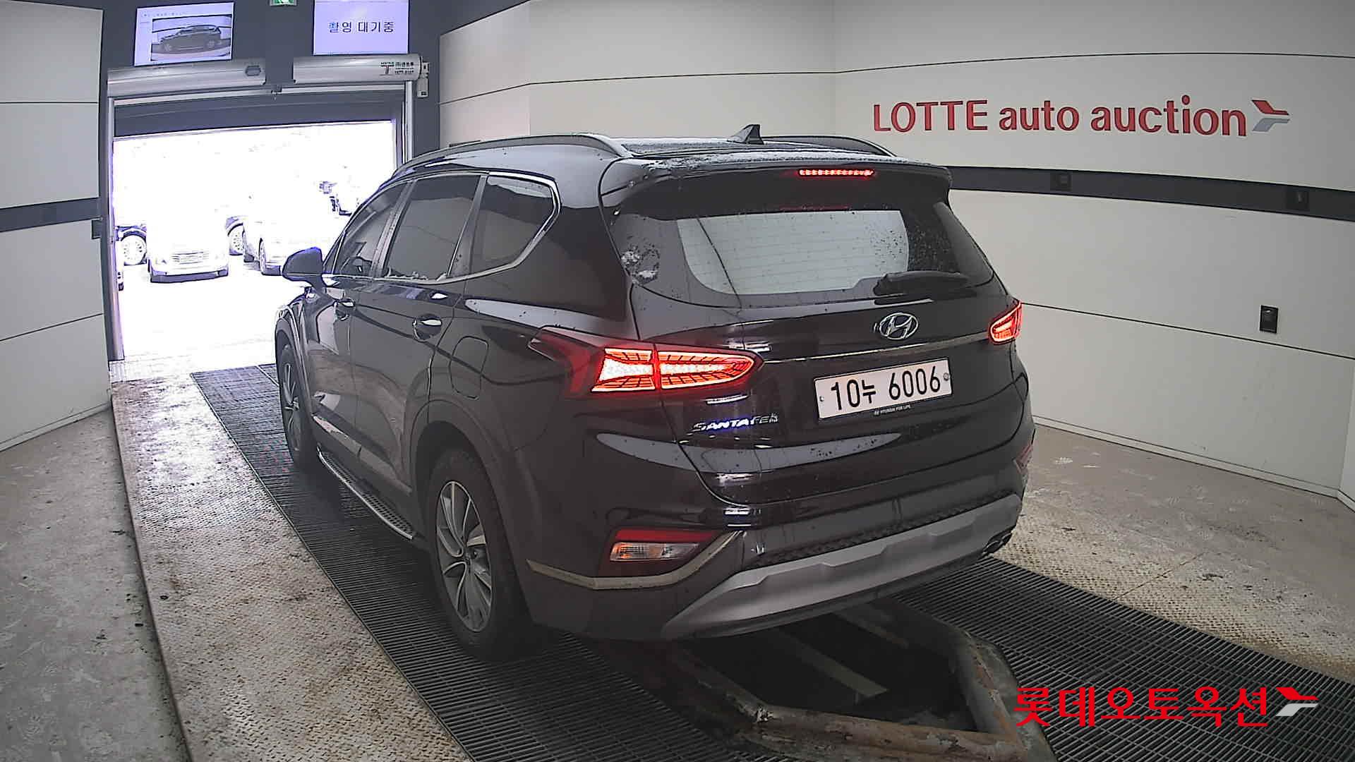 2020 - Hyundai SANTAFE