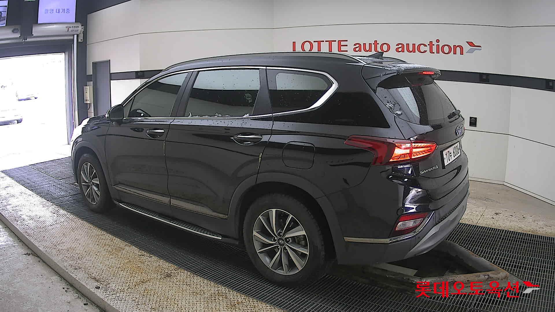 2020 - Hyundai SANTAFE