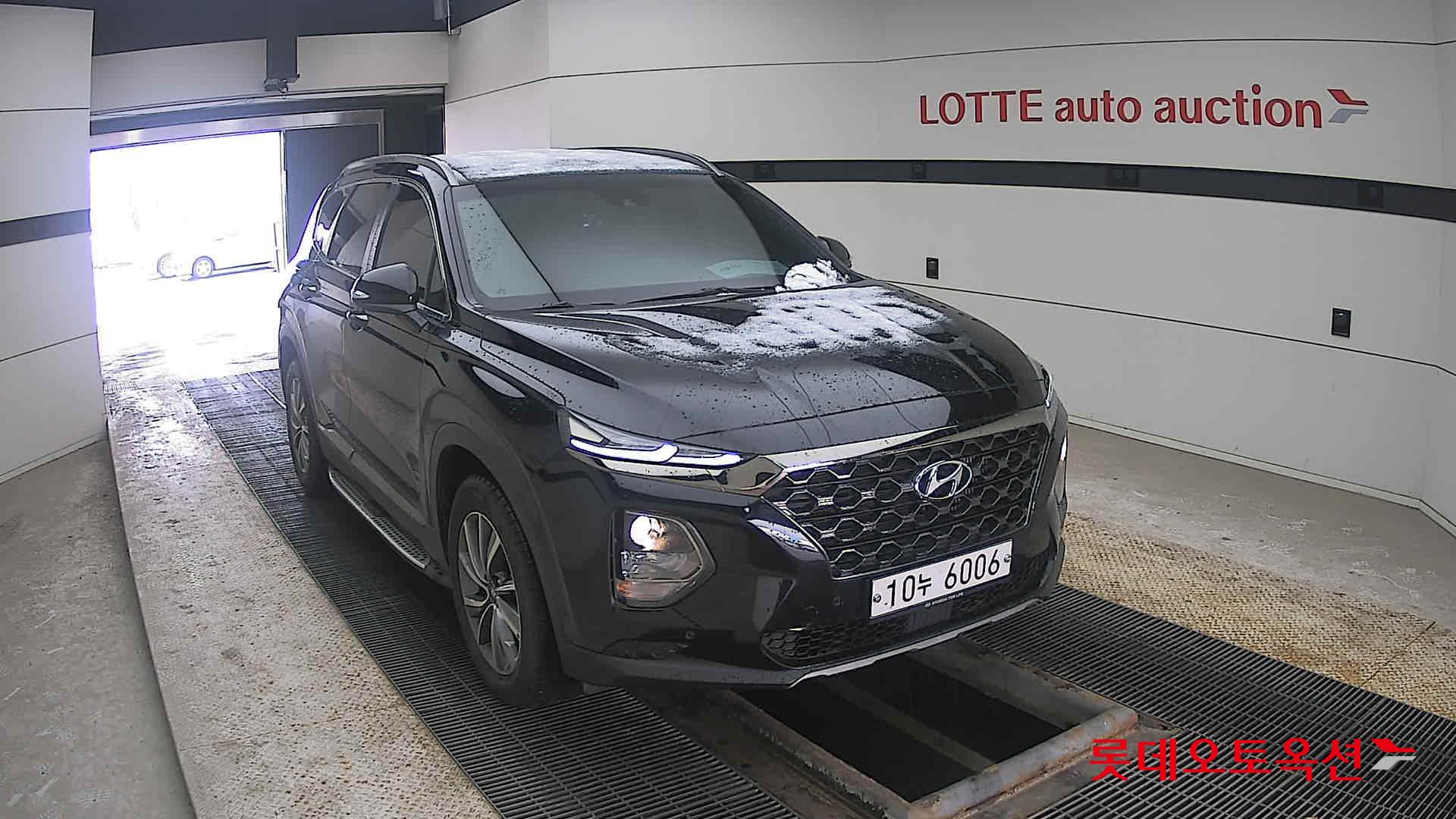 2020 - Hyundai SANTAFE