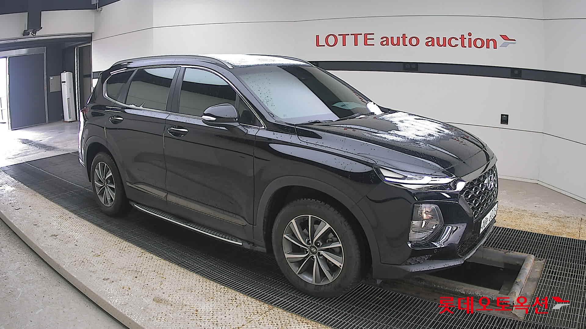 2020 - Hyundai SANTAFE