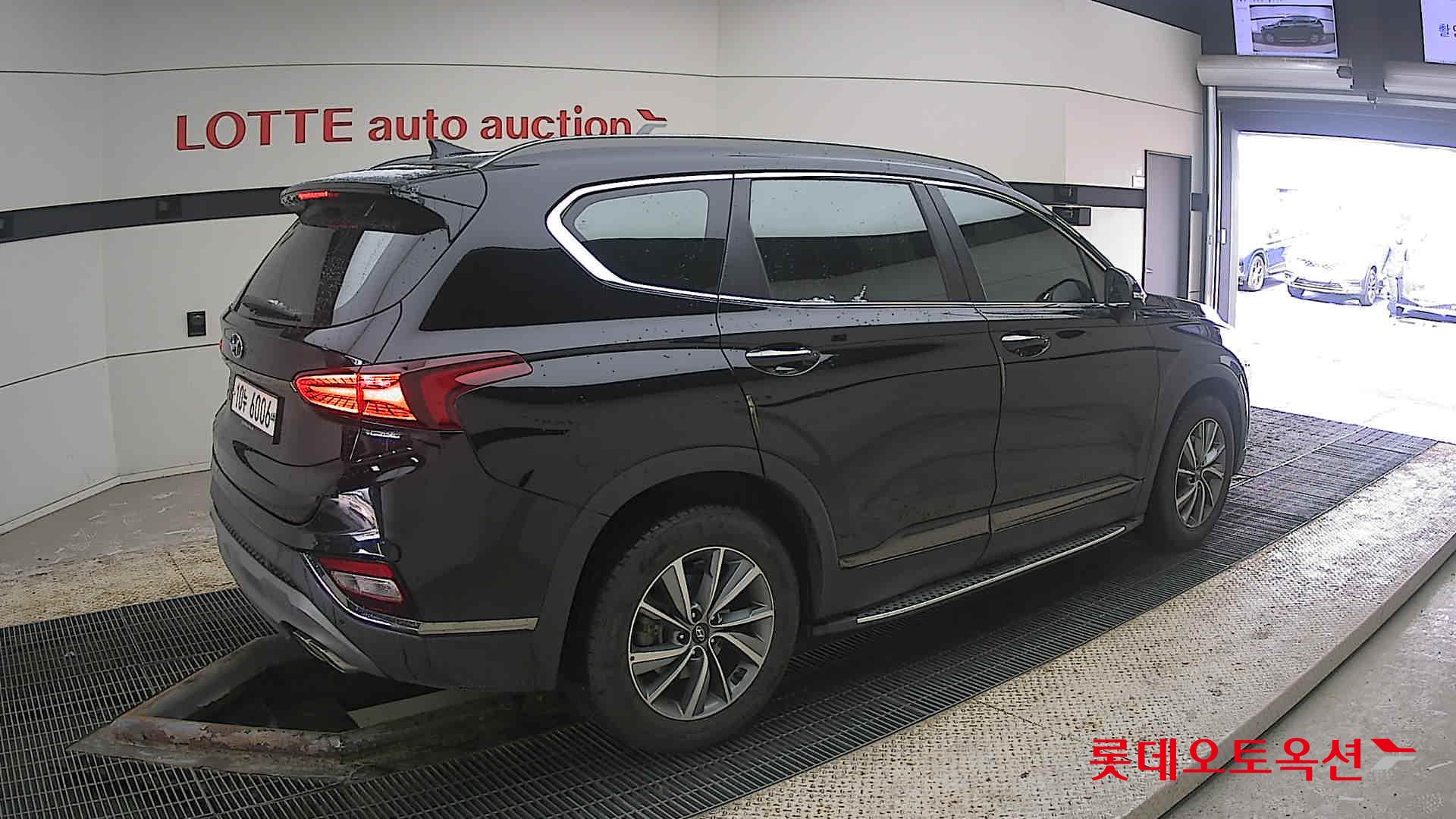 2020 - Hyundai SANTAFE