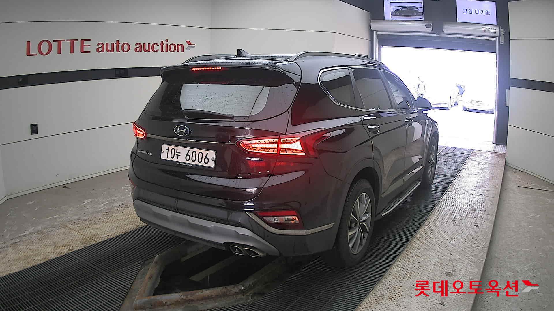 2020 - Hyundai SANTAFE