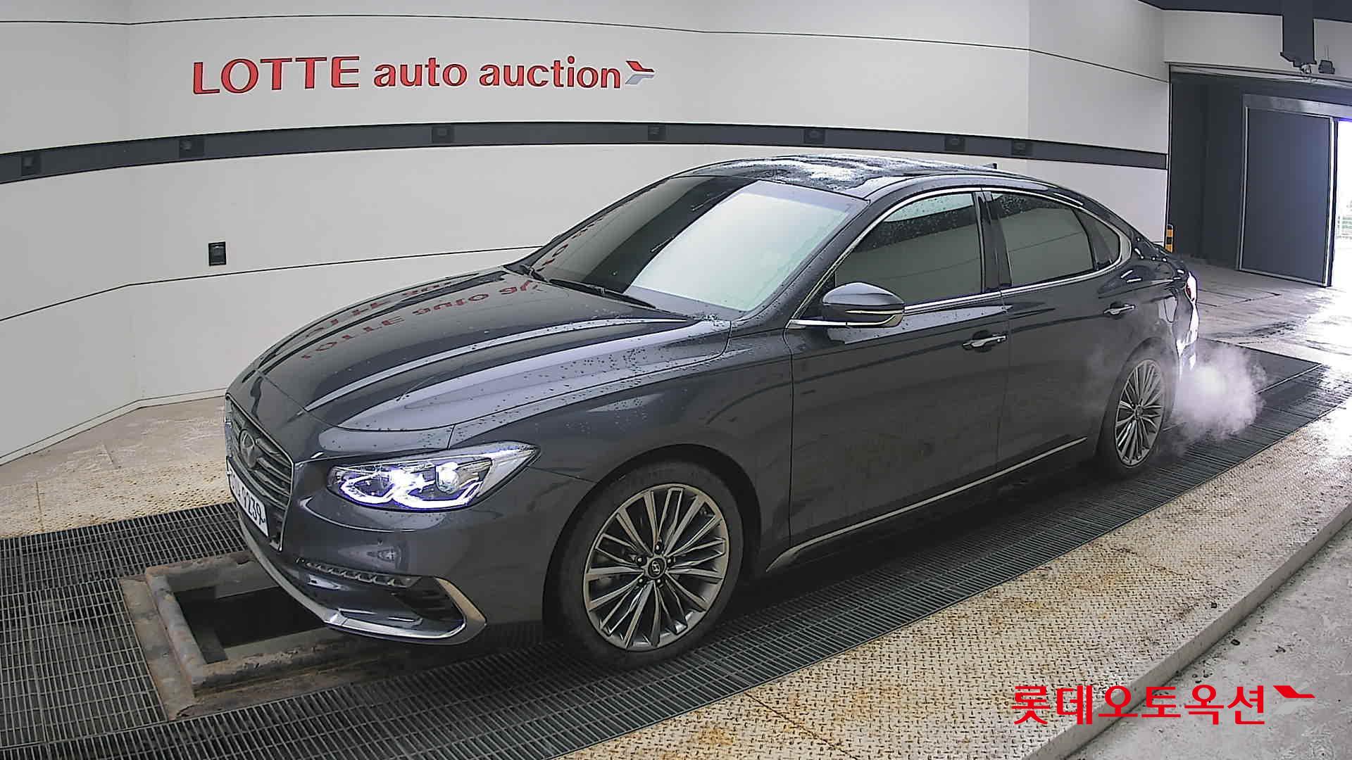 2018 - Hyundai GRANDEUR