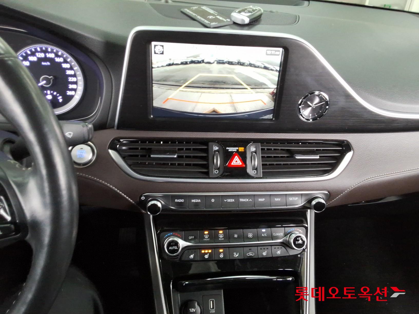 2018 - Hyundai GRANDEUR