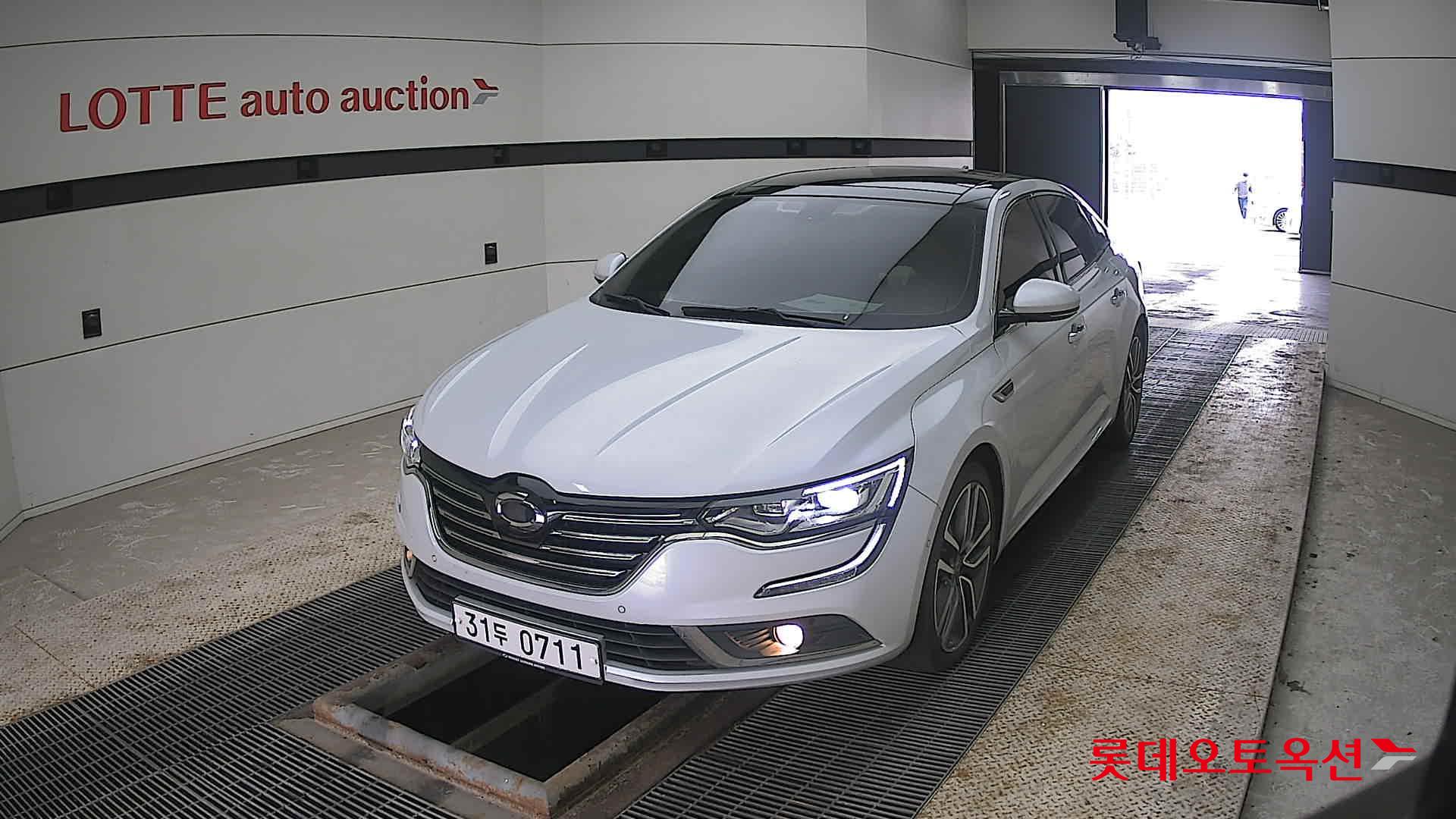 2016 - Renault Samsung SM6