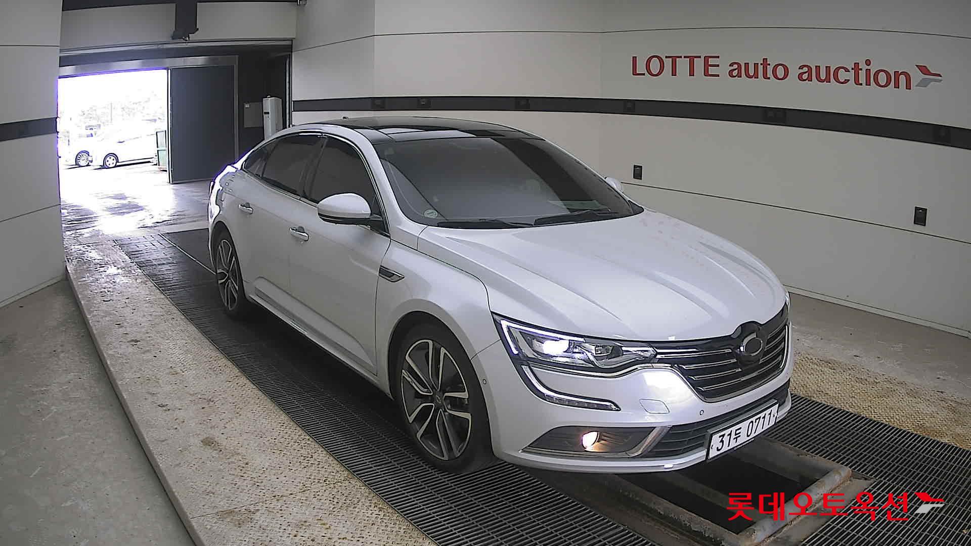 2016 - Renault Samsung SM6