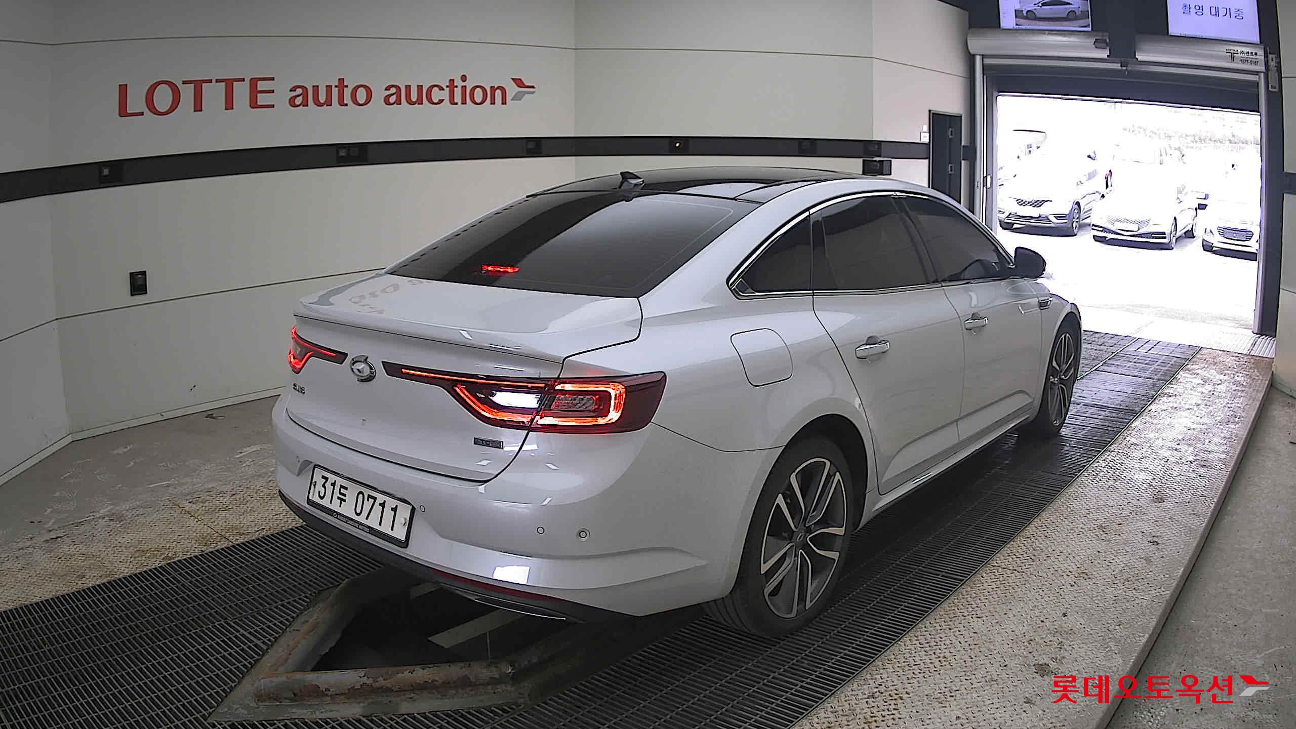 2016 - Renault Samsung SM6